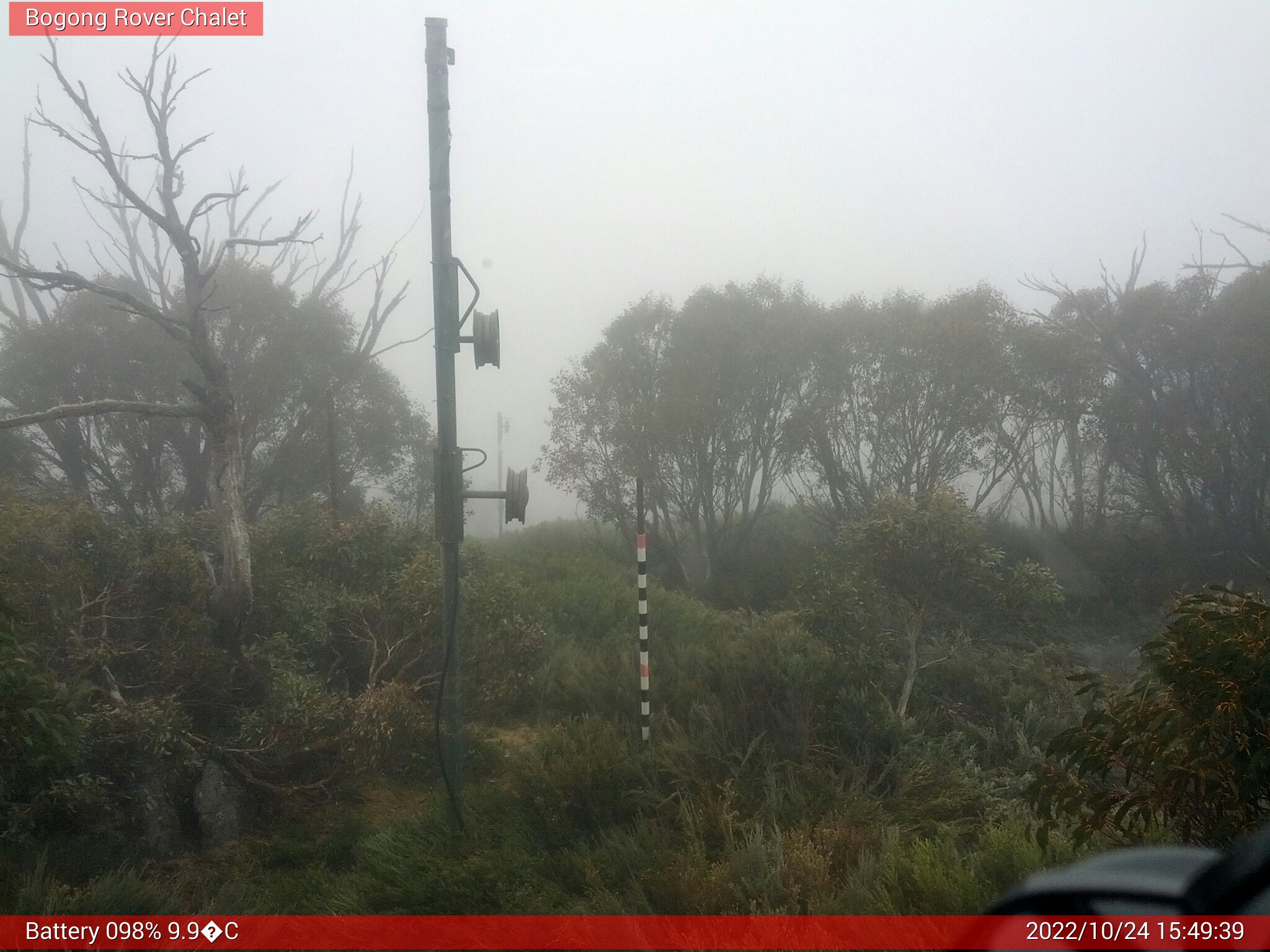 Bogong Web Cam 3:49pm Monday 24th of October 2022