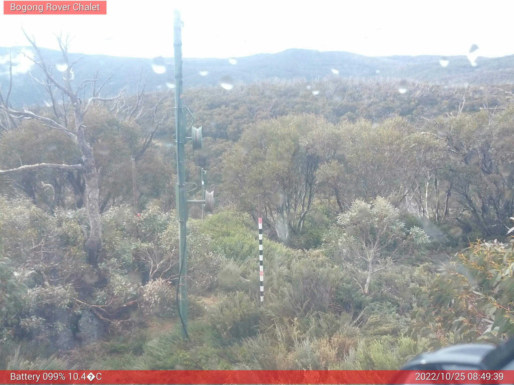 Bogong Web Cam 8:49am Tuesday 25th of October 2022