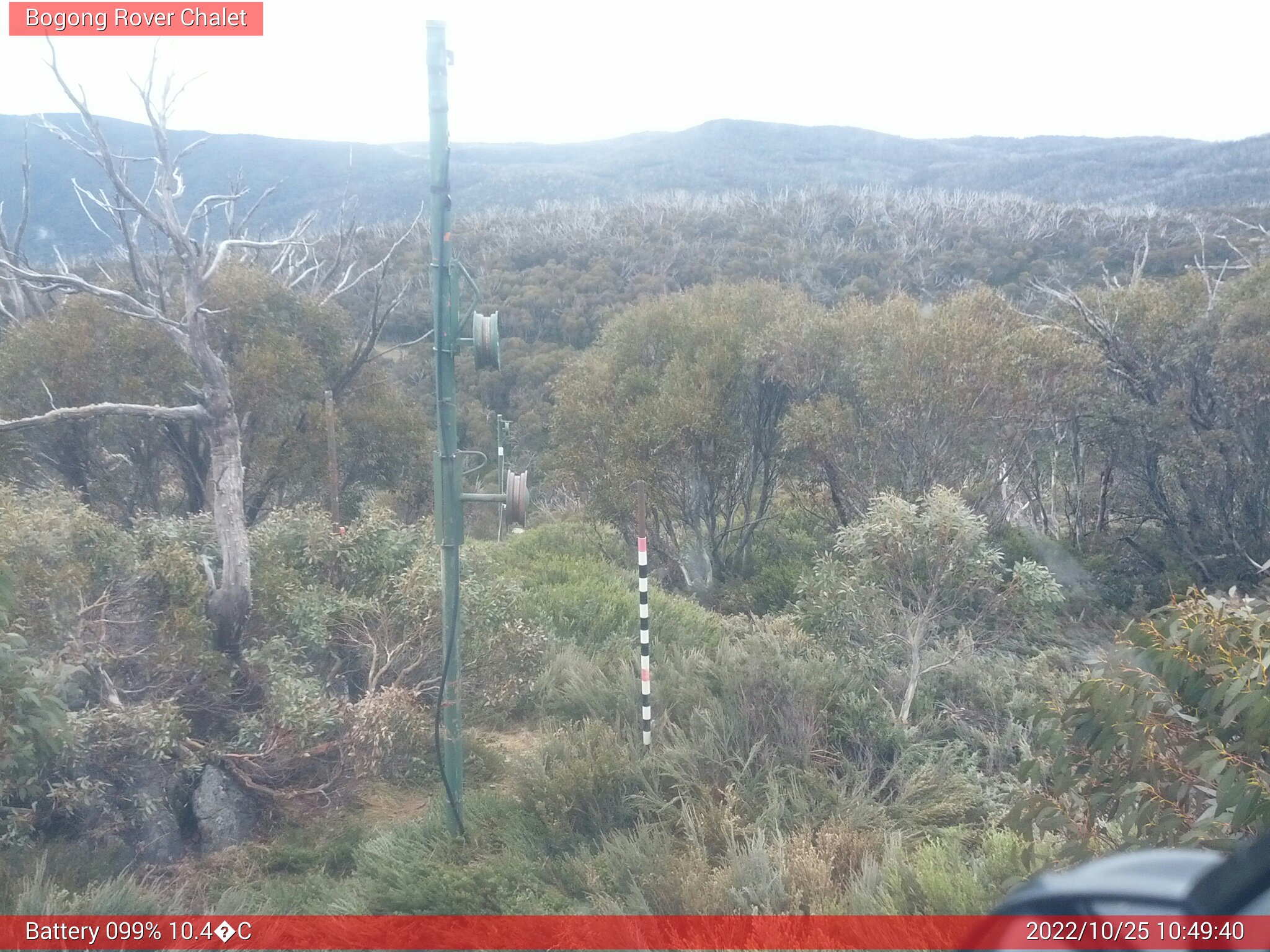 Bogong Web Cam 10:49am Tuesday 25th of October 2022