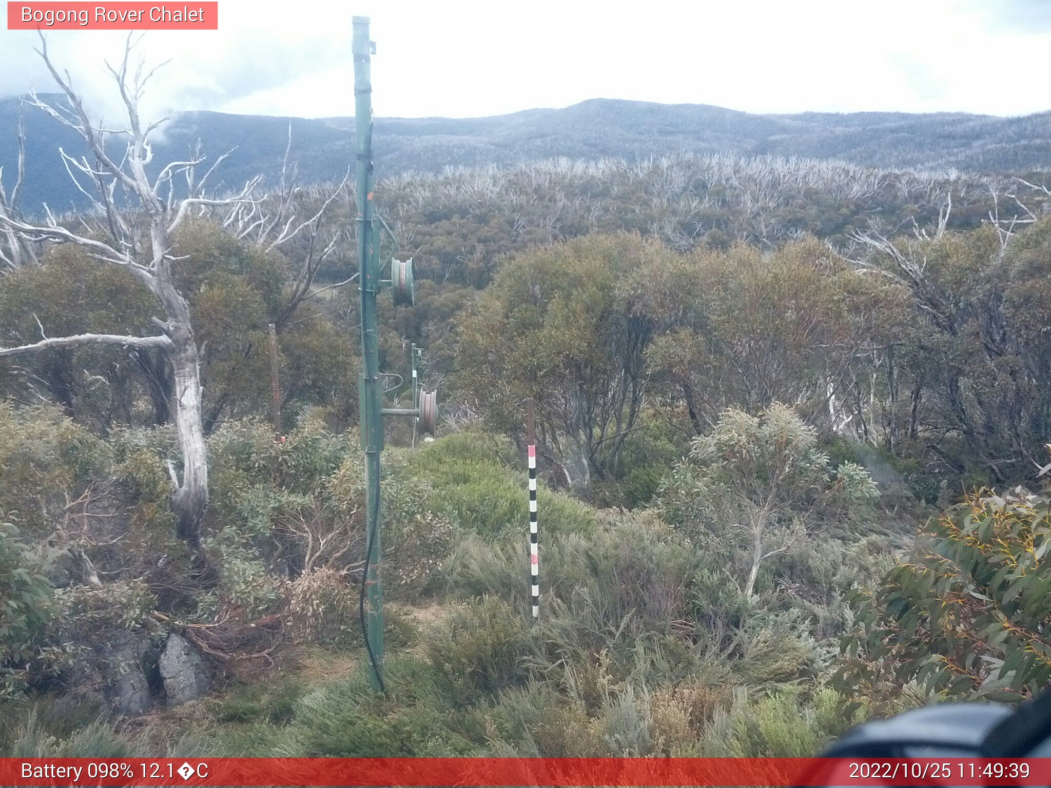 Bogong Web Cam 11:49am Tuesday 25th of October 2022