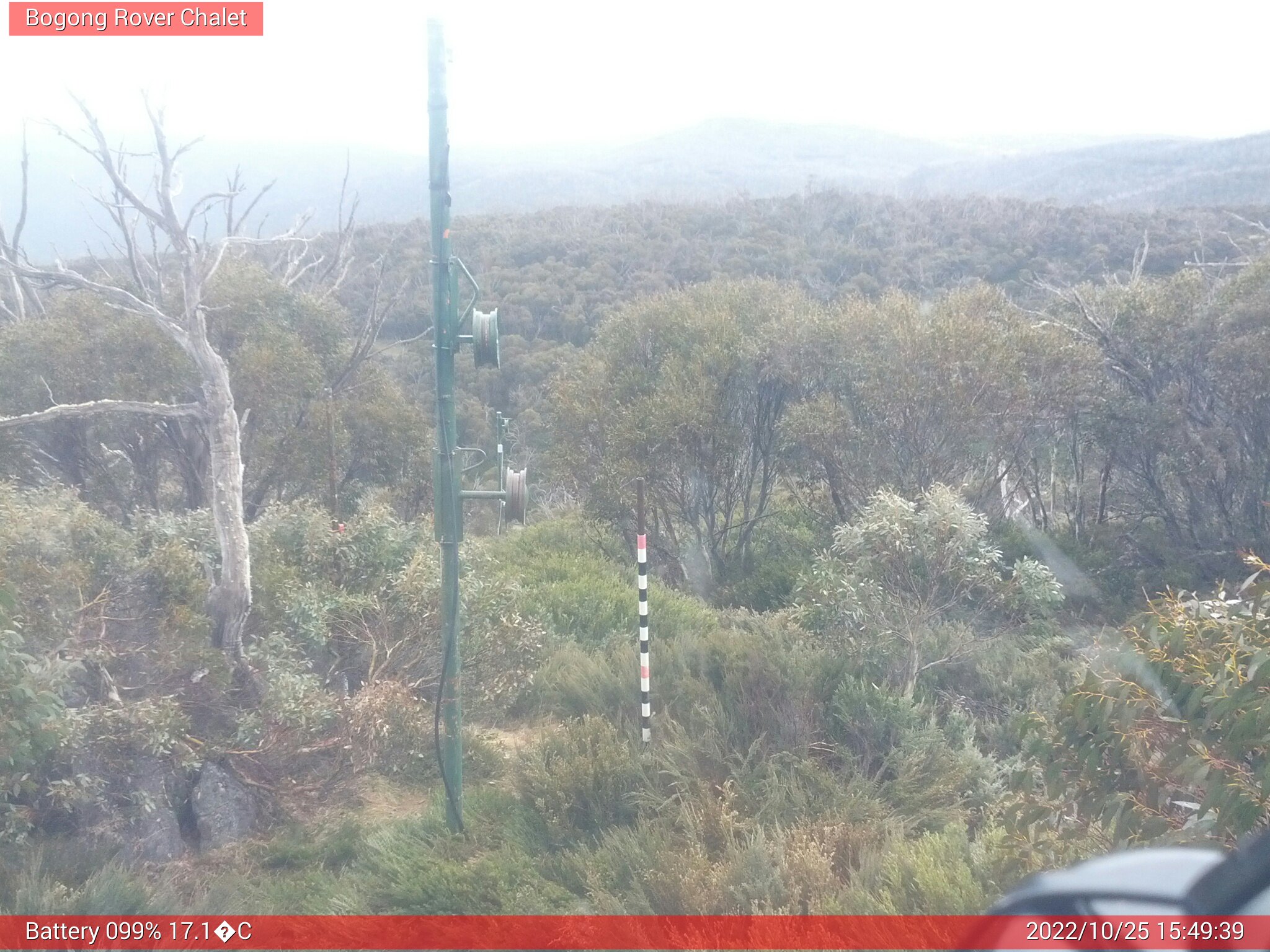 Bogong Web Cam 3:49pm Tuesday 25th of October 2022