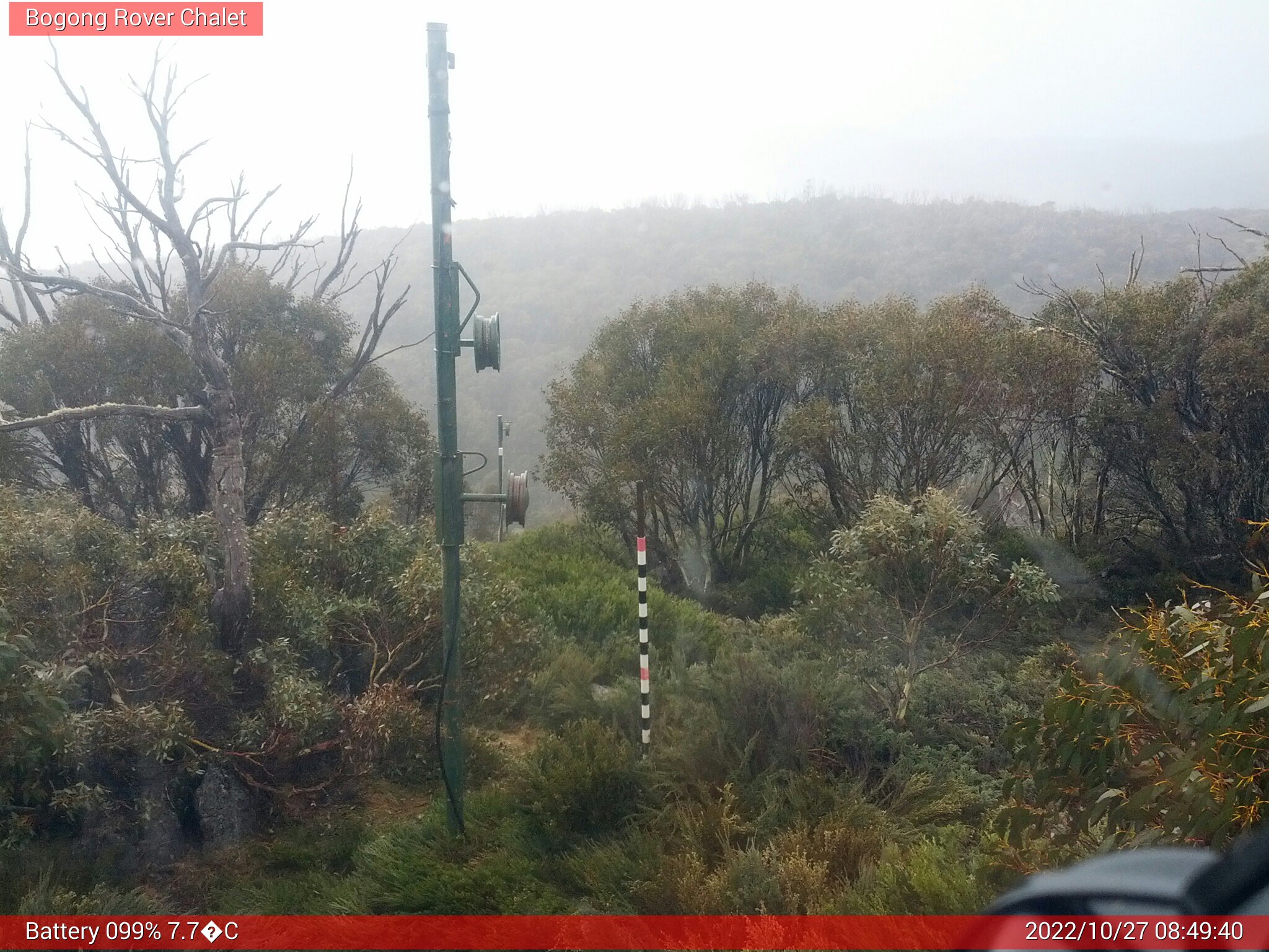 Bogong Web Cam 8:49am Thursday 27th of October 2022