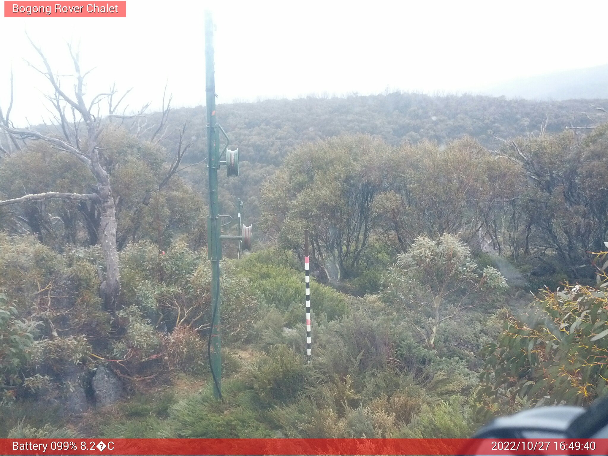 Bogong Web Cam 4:49pm Thursday 27th of October 2022