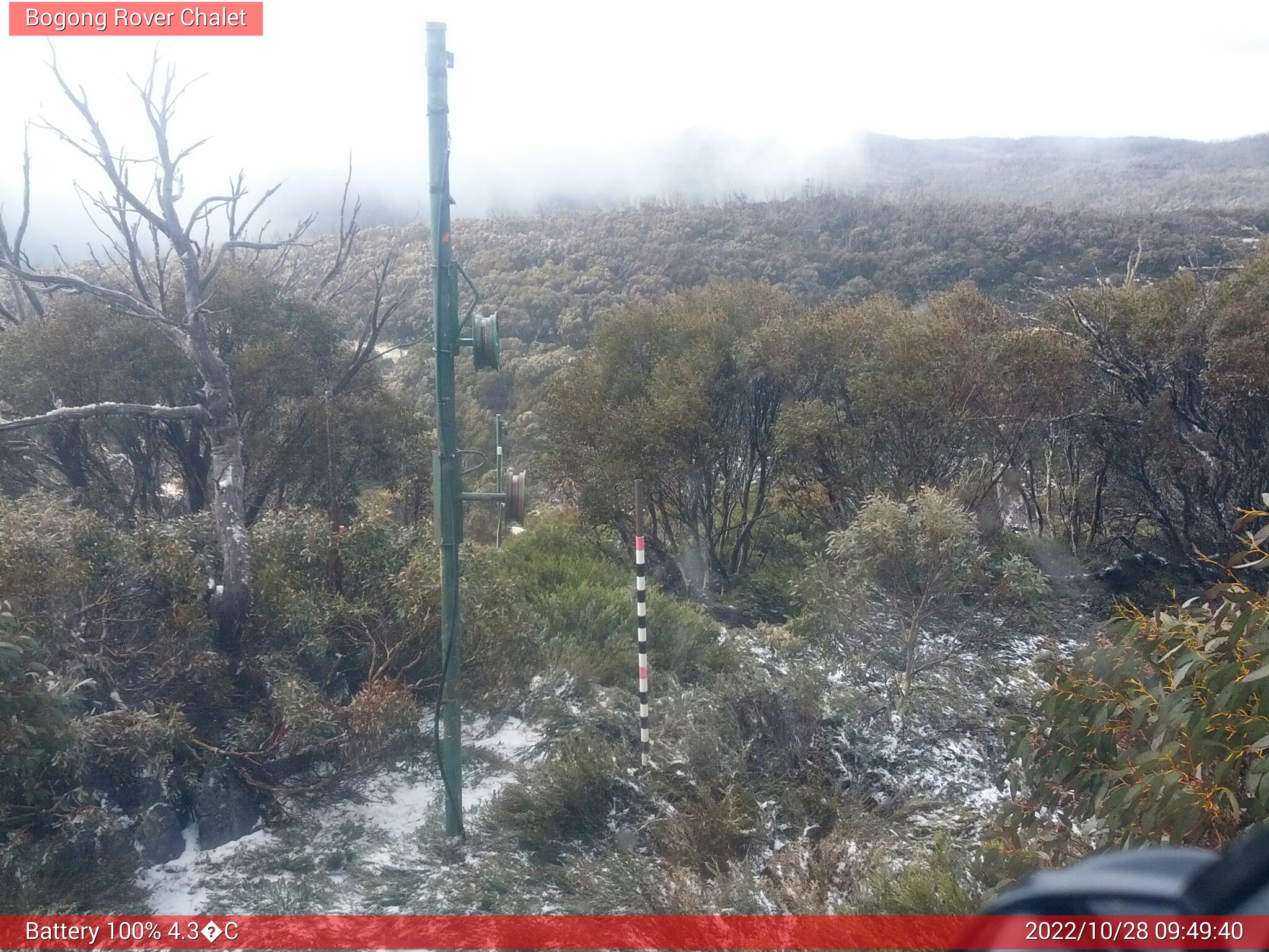 Bogong Web Cam 9:49am Friday 28th of October 2022