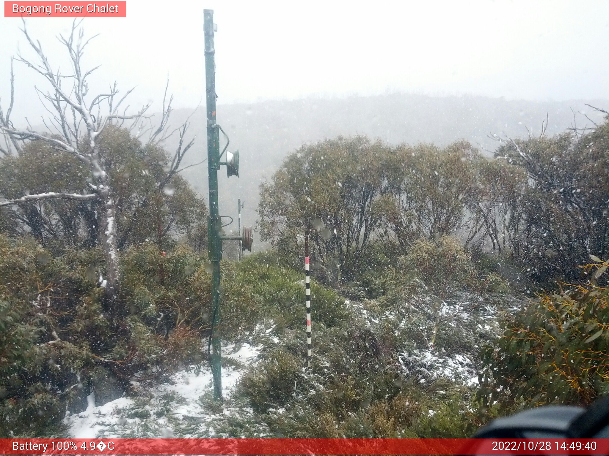 Bogong Web Cam 2:49pm Friday 28th of October 2022