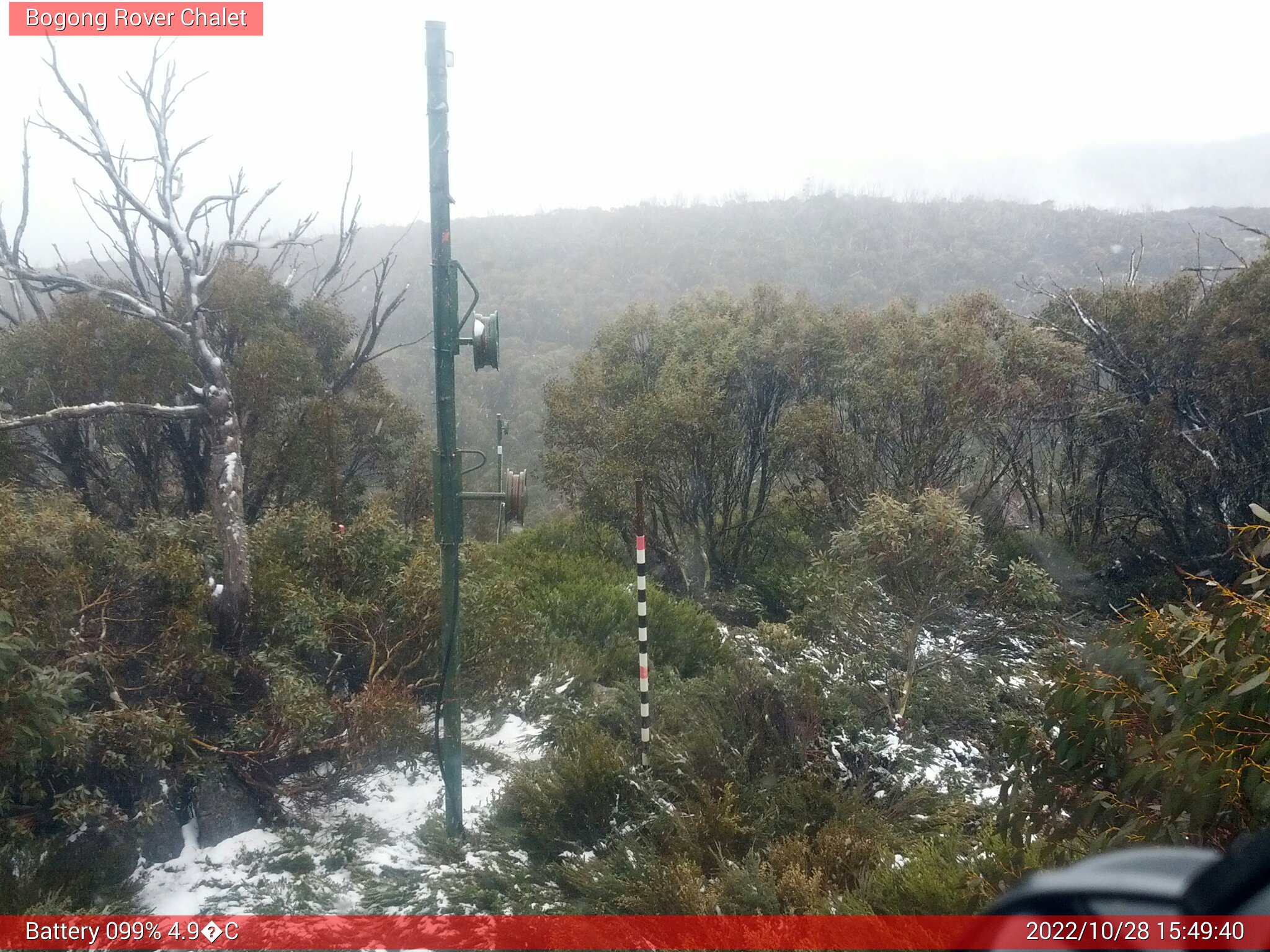 Bogong Web Cam 3:49pm Friday 28th of October 2022