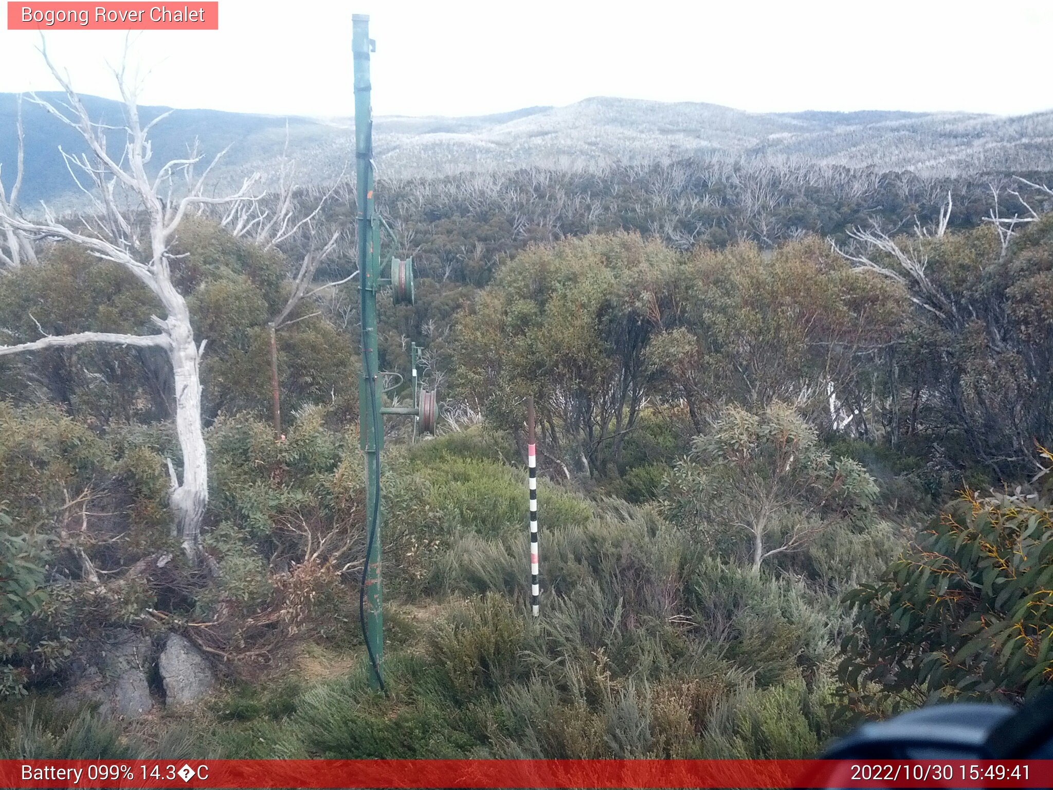 Bogong Web Cam 3:49pm Sunday 30th of October 2022