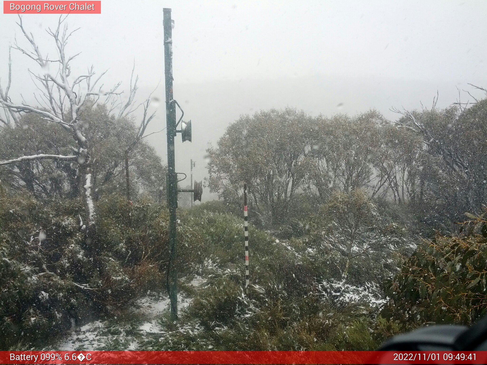 Bogong Web Cam 9:49am Tuesday 1st of November 2022