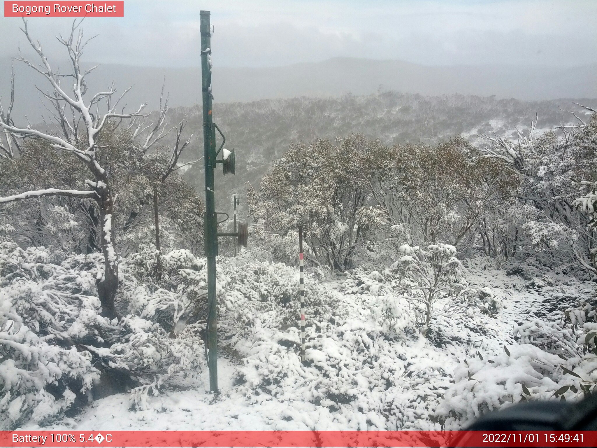 Bogong Web Cam 3:49pm Tuesday 1st of November 2022