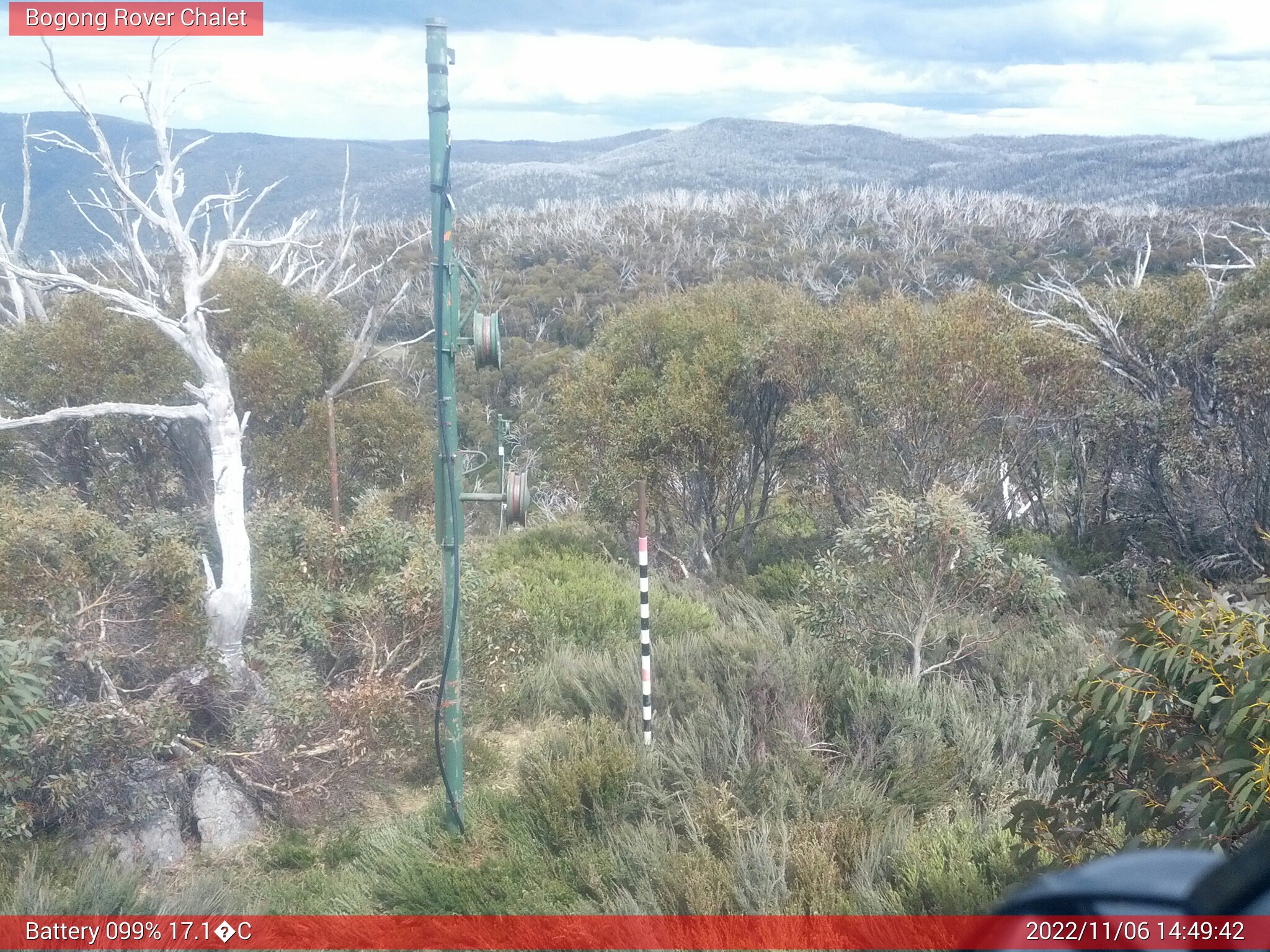 Bogong Web Cam 2:49pm Sunday 6th of November 2022