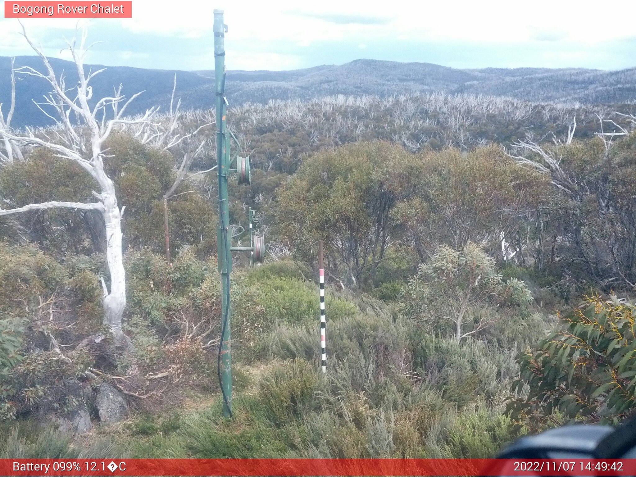 Bogong Web Cam 2:49pm Monday 7th of November 2022