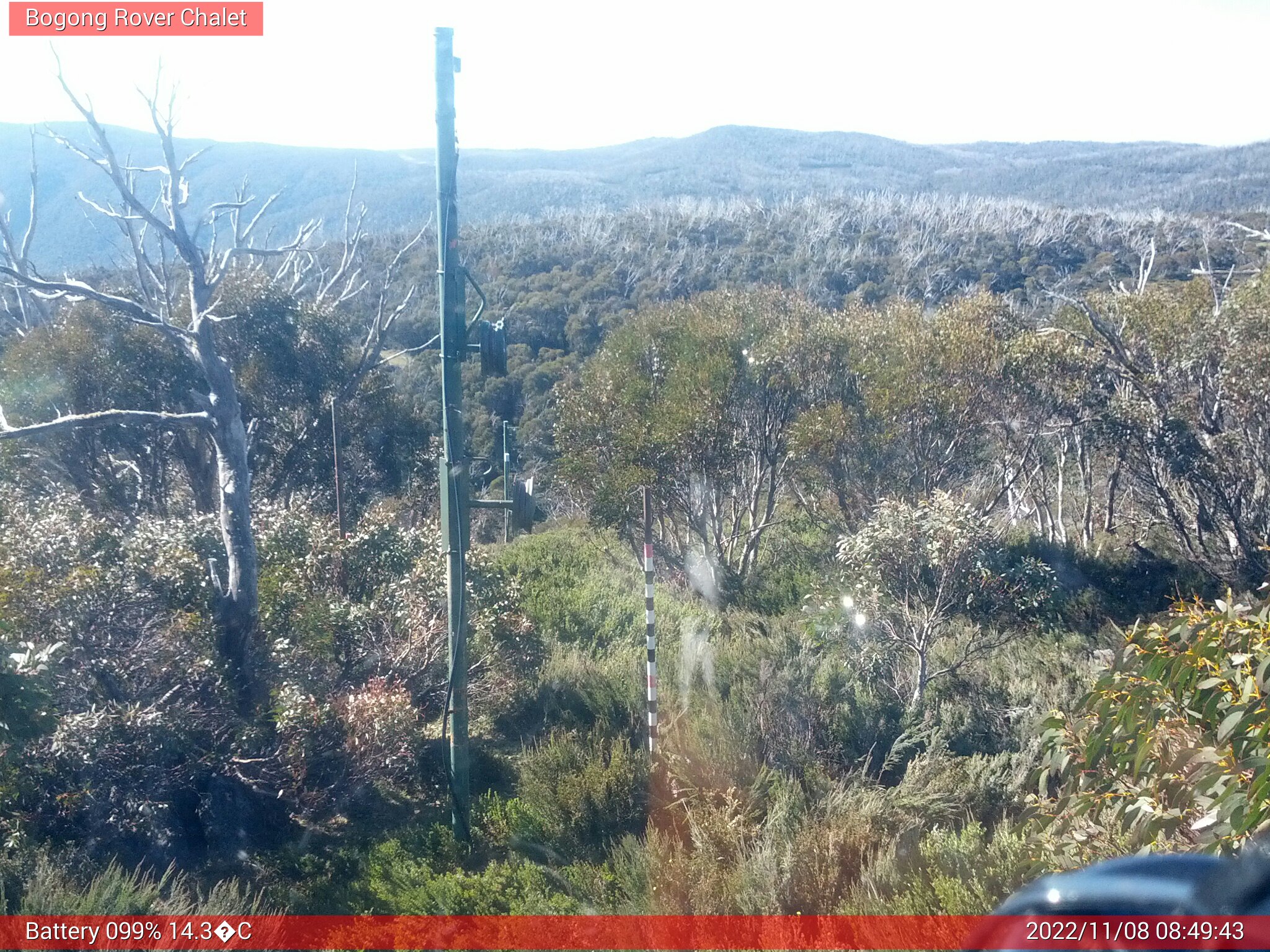 Bogong Web Cam 8:49am Tuesday 8th of November 2022