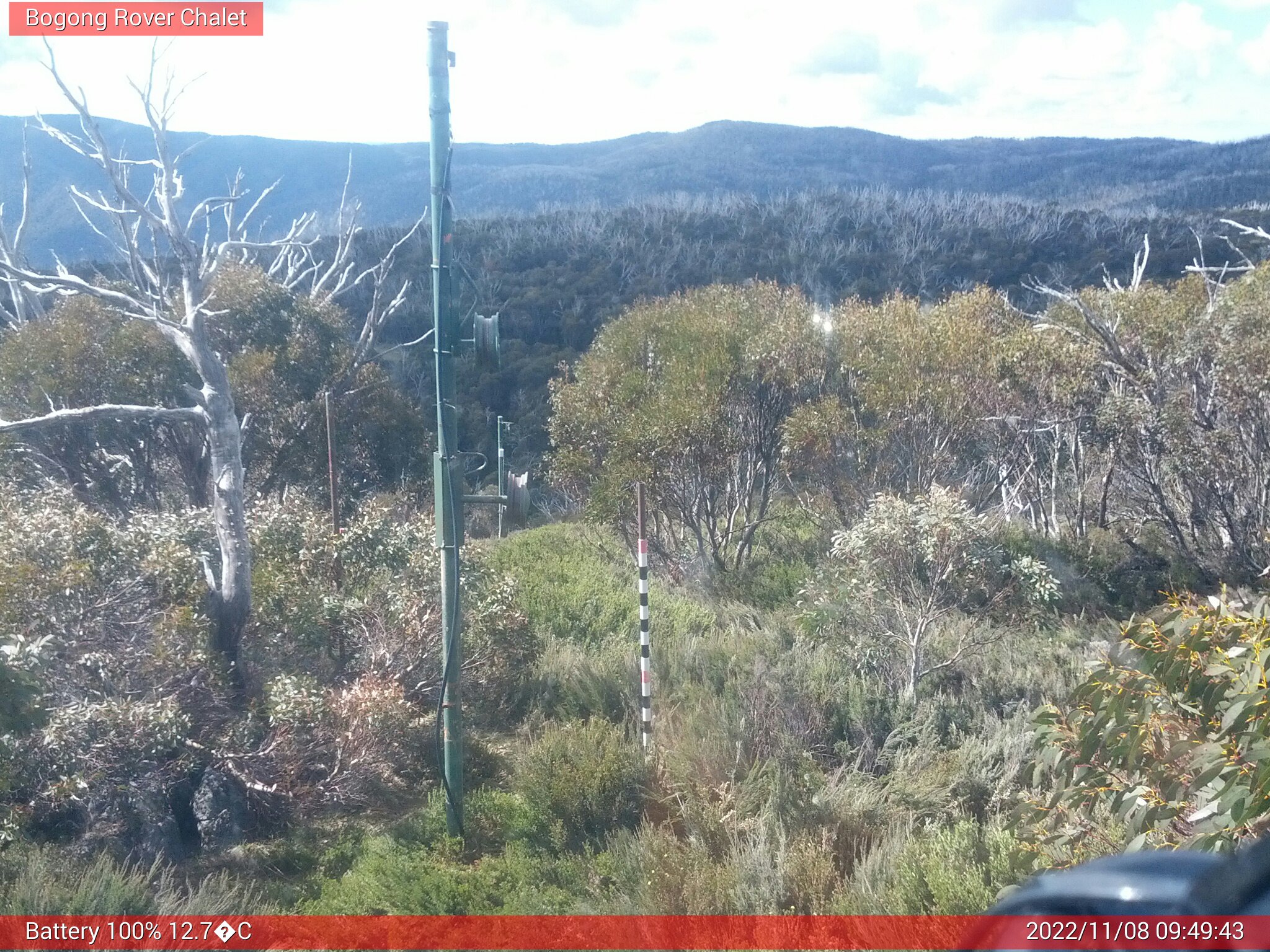 Bogong Web Cam 9:49am Tuesday 8th of November 2022