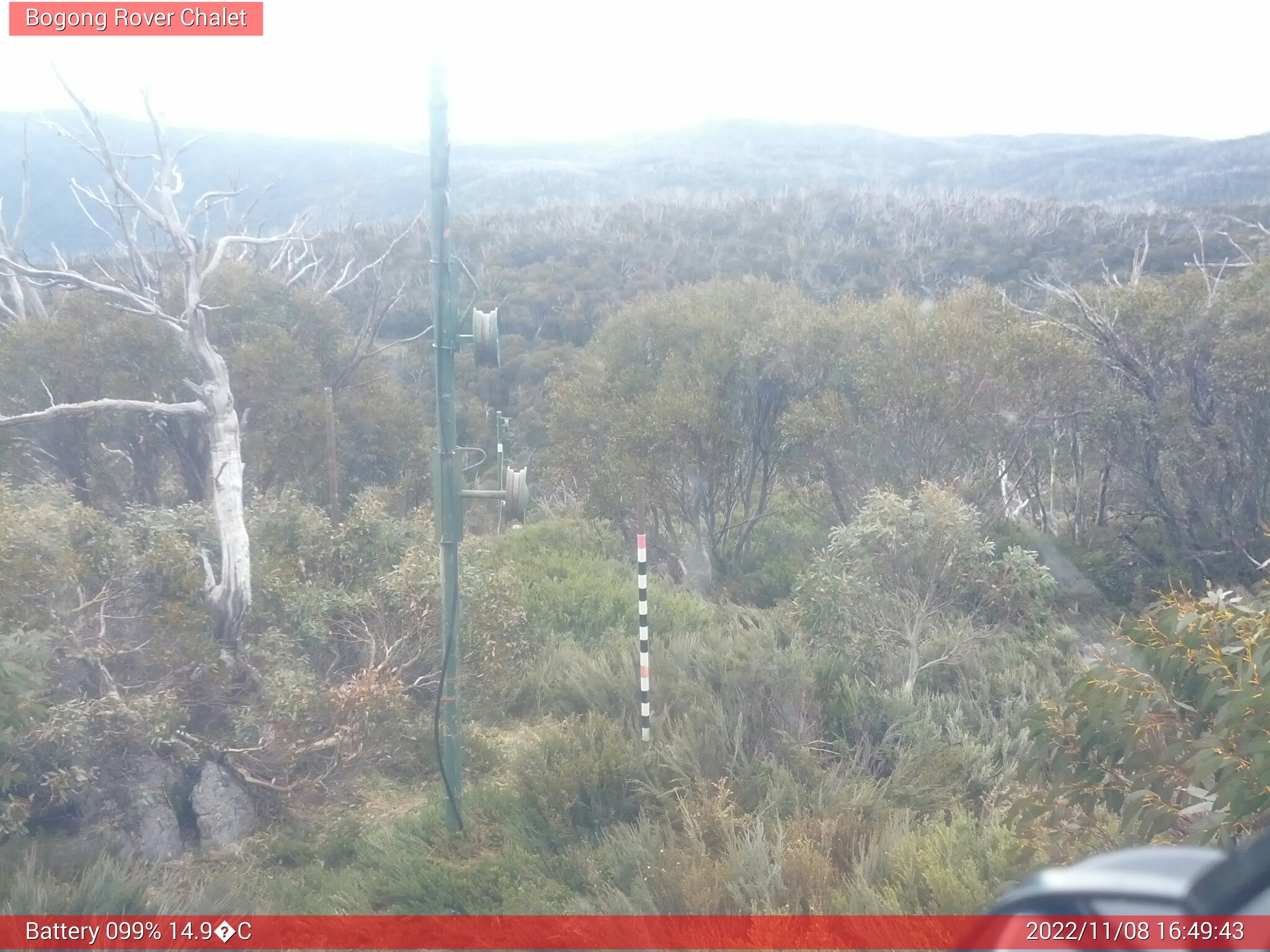 Bogong Web Cam 4:49pm Tuesday 8th of November 2022