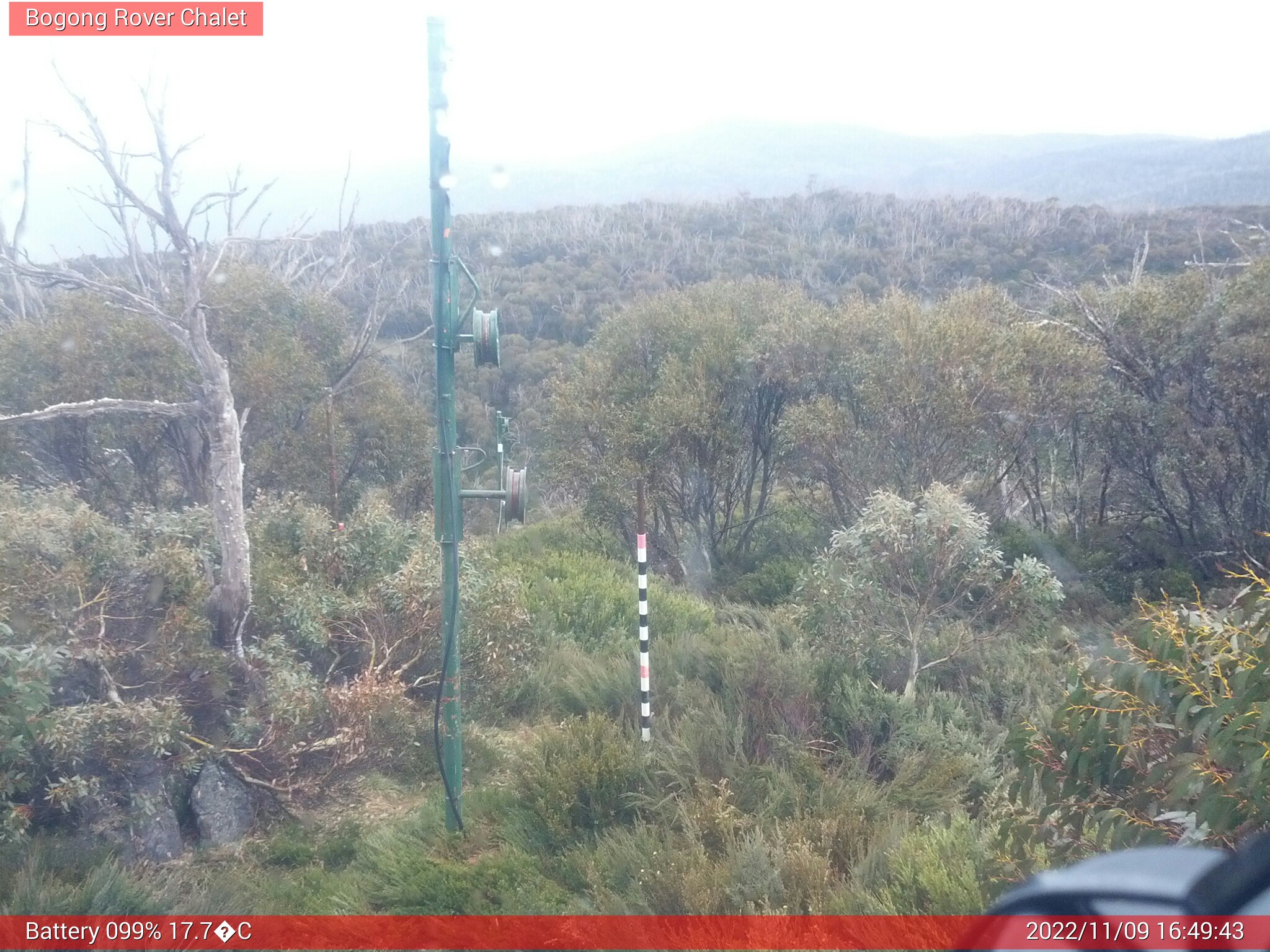 Bogong Web Cam 4:49pm Wednesday 9th of November 2022