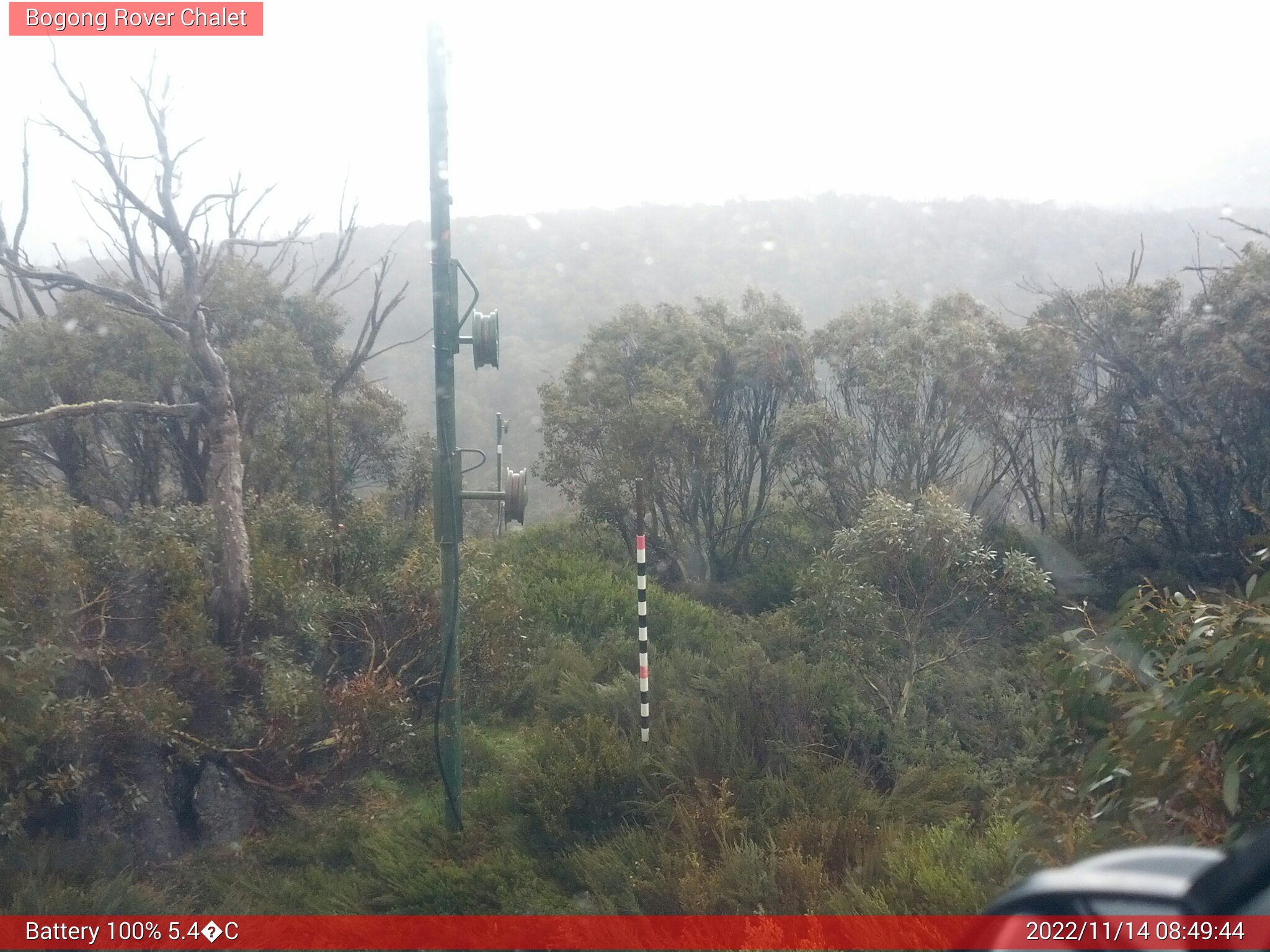 Bogong Web Cam 8:49am Monday 14th of November 2022