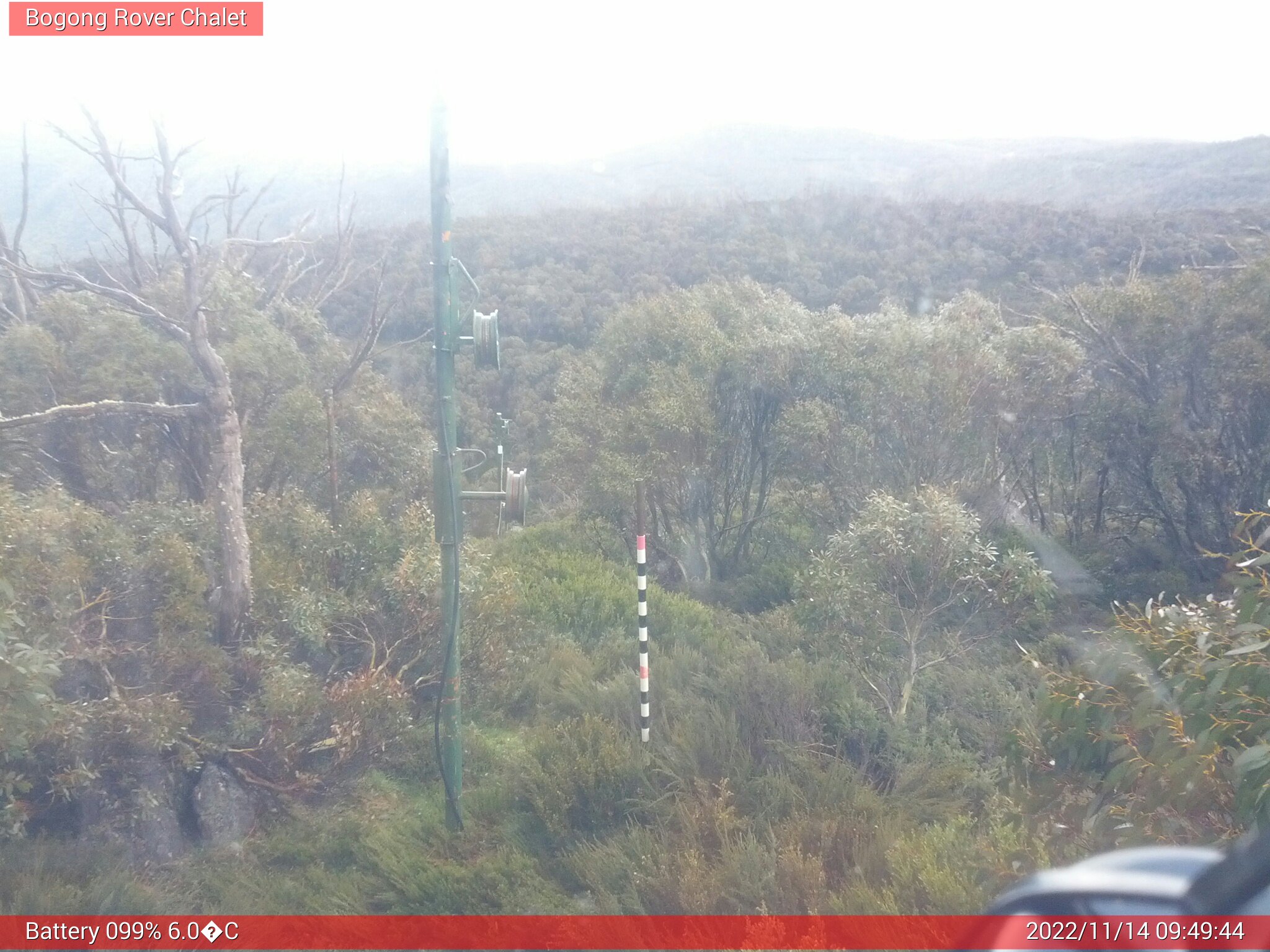 Bogong Web Cam 9:49am Monday 14th of November 2022