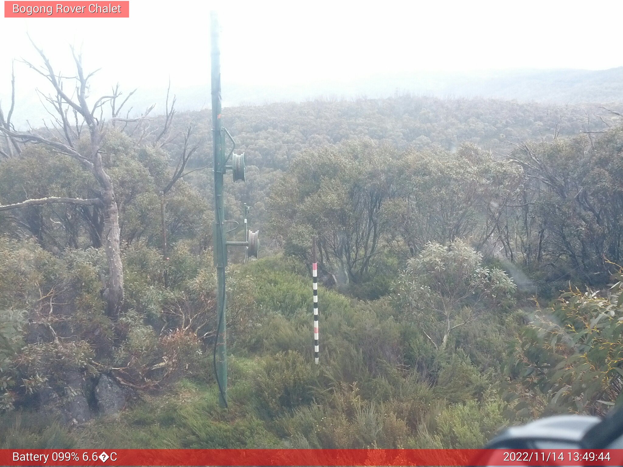 Bogong Web Cam 1:49pm Monday 14th of November 2022