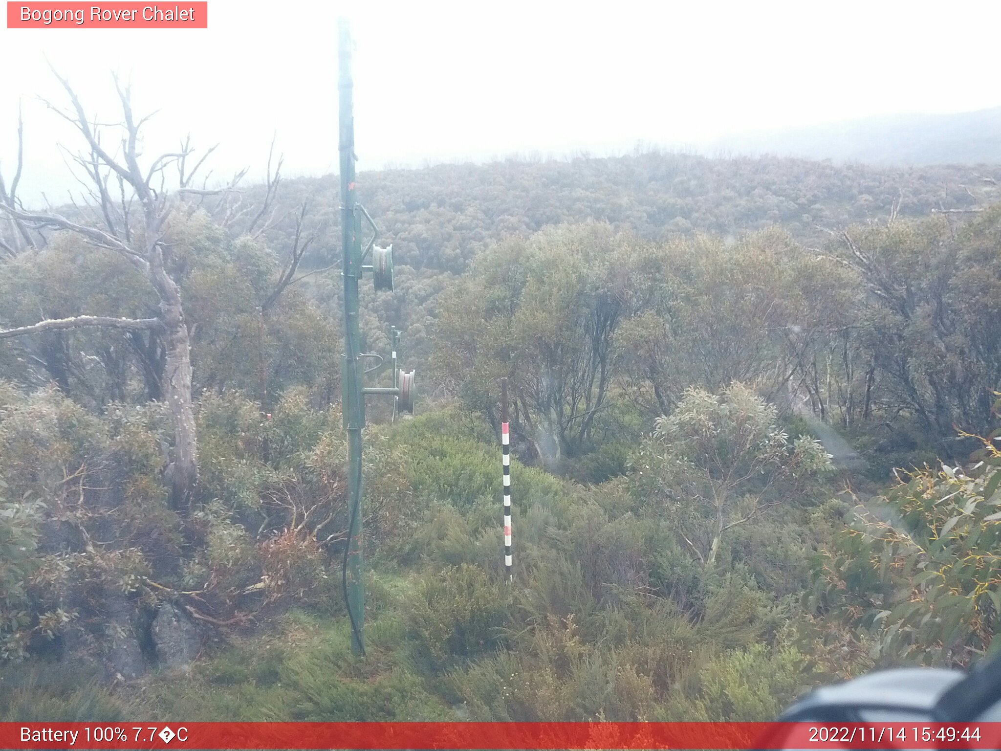 Bogong Web Cam 3:49pm Monday 14th of November 2022