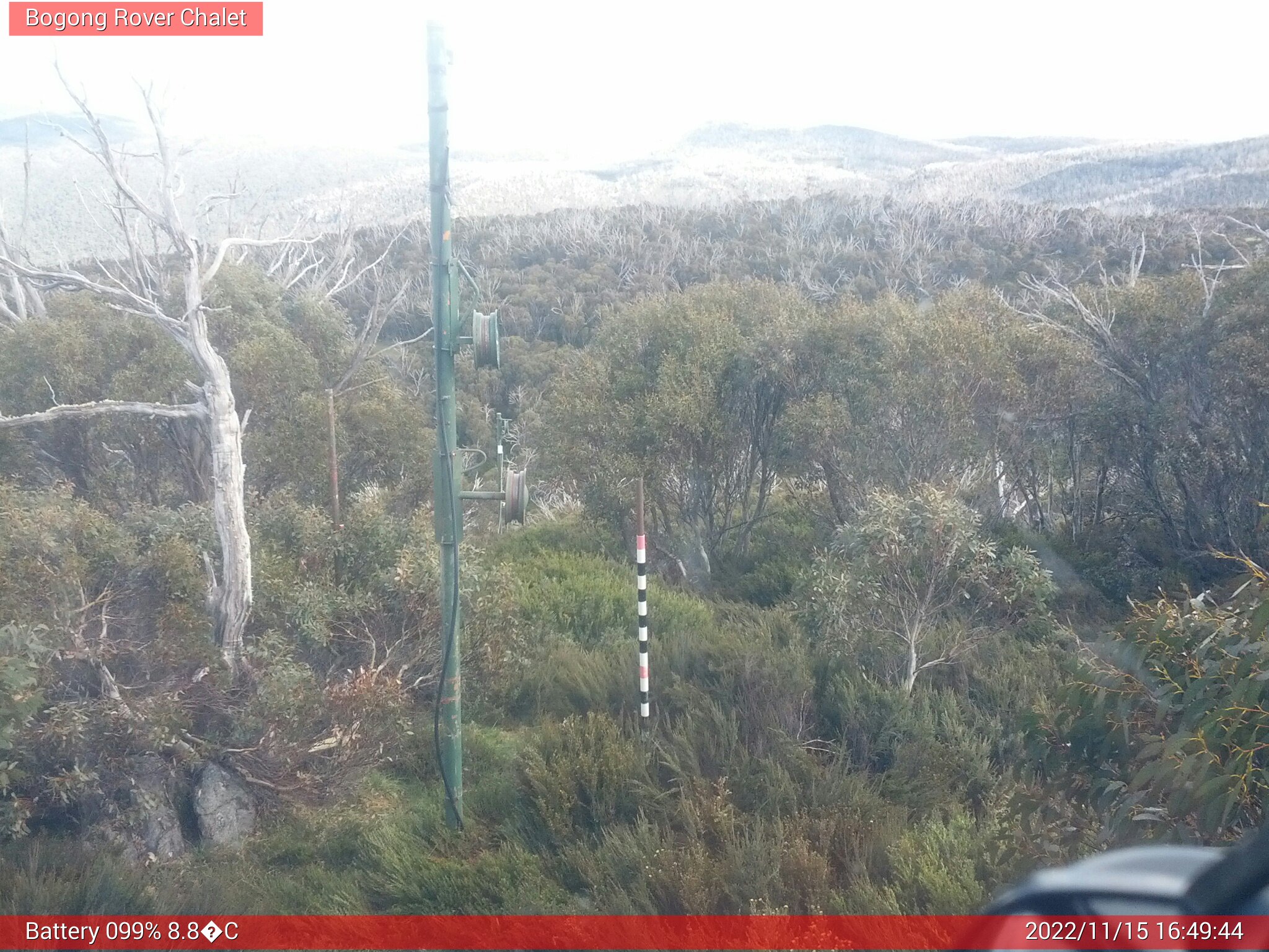 Bogong Web Cam 4:49pm Tuesday 15th of November 2022