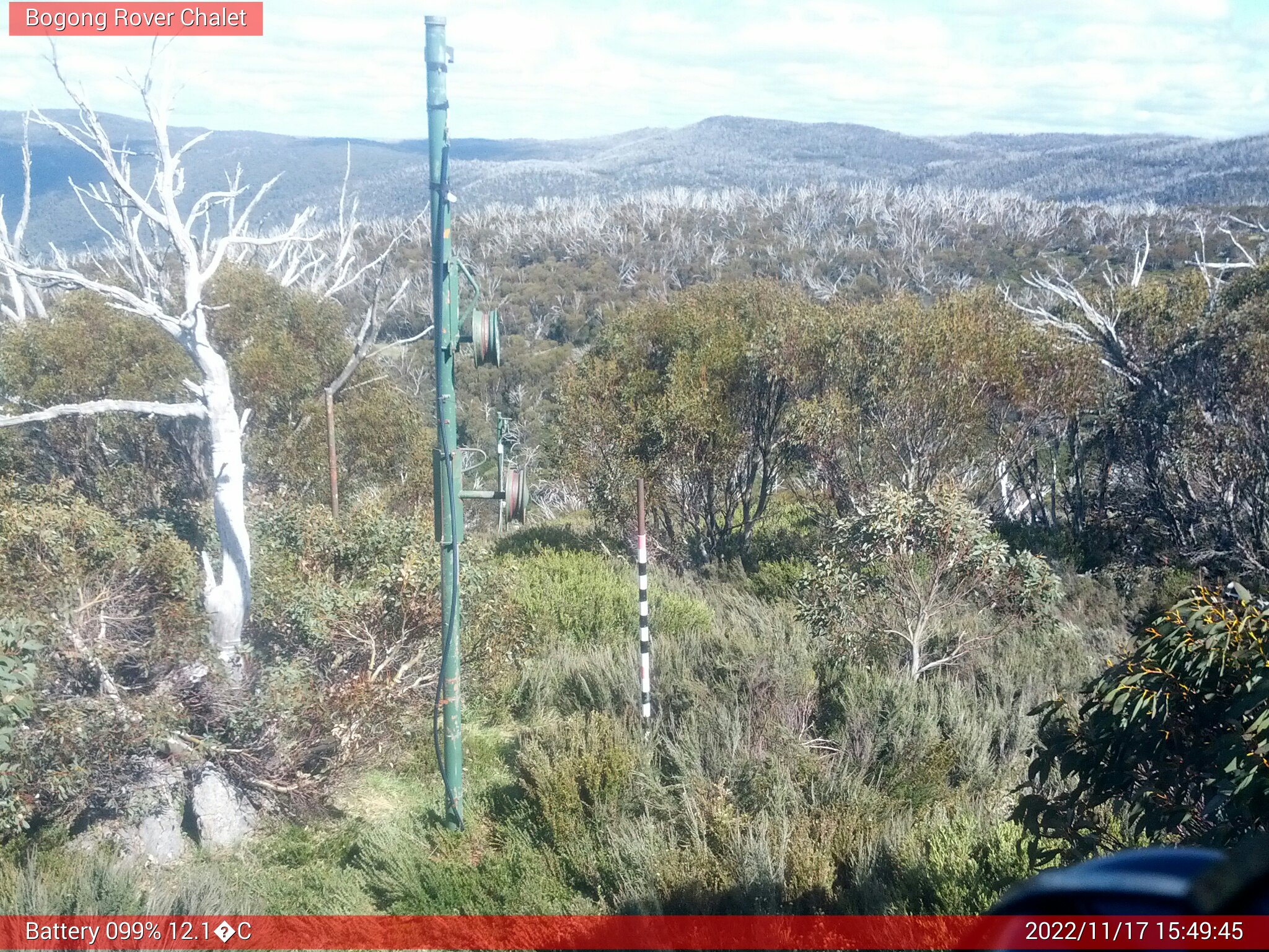 Bogong Web Cam 3:49pm Thursday 17th of November 2022