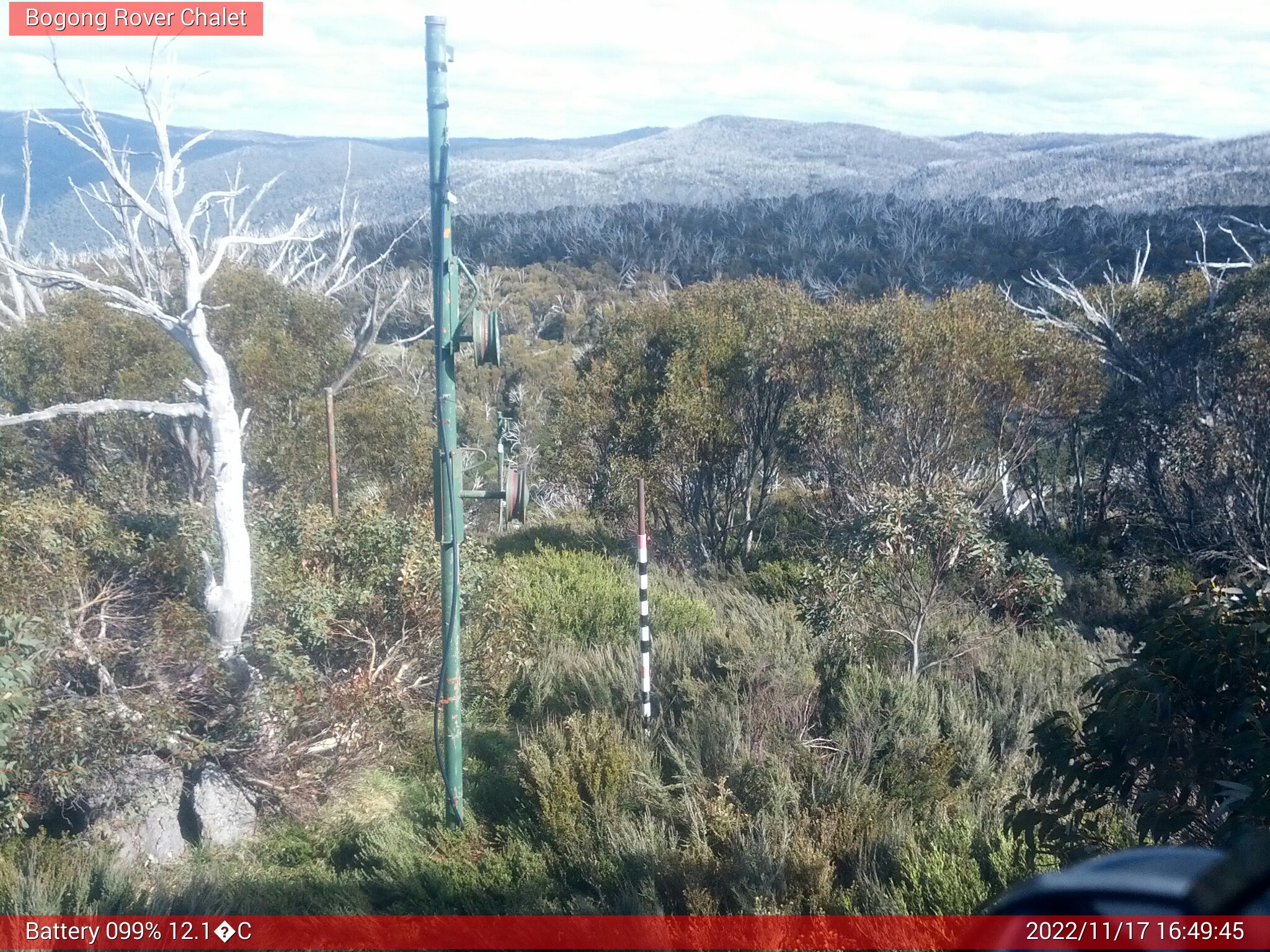 Bogong Web Cam 4:49pm Thursday 17th of November 2022