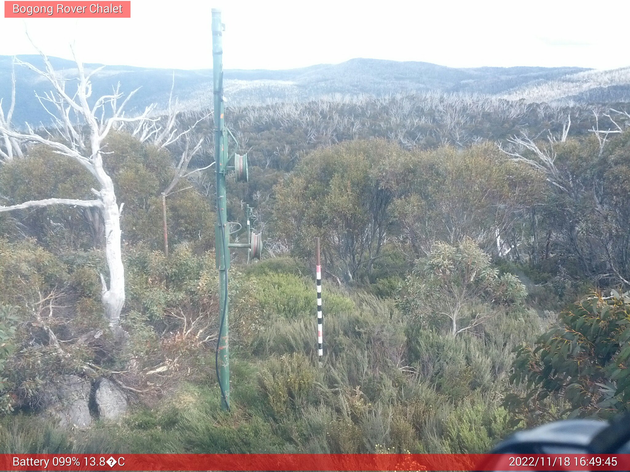 Bogong Web Cam 4:49pm Friday 18th of November 2022