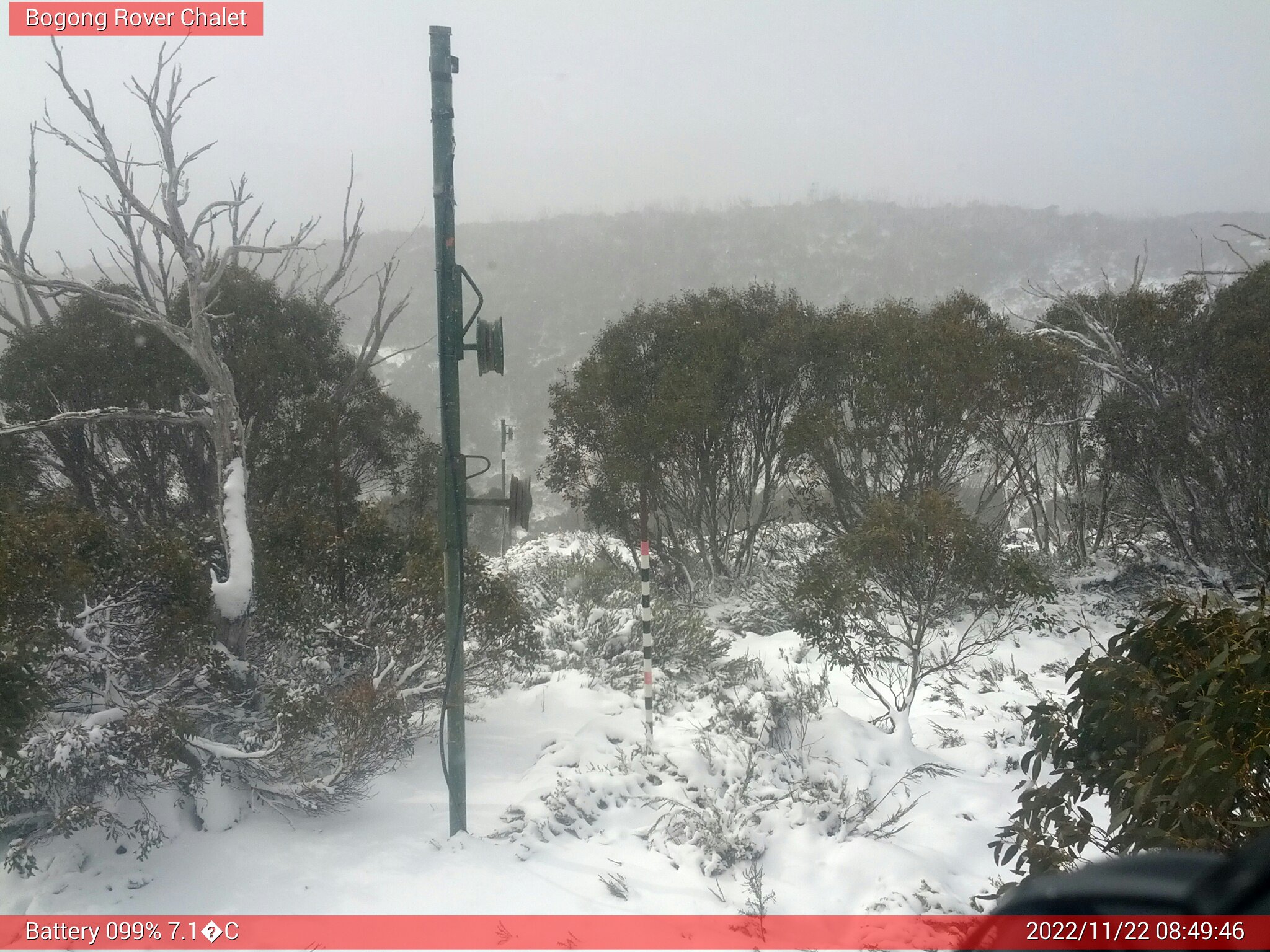 Bogong Web Cam 8:49am Tuesday 22nd of November 2022