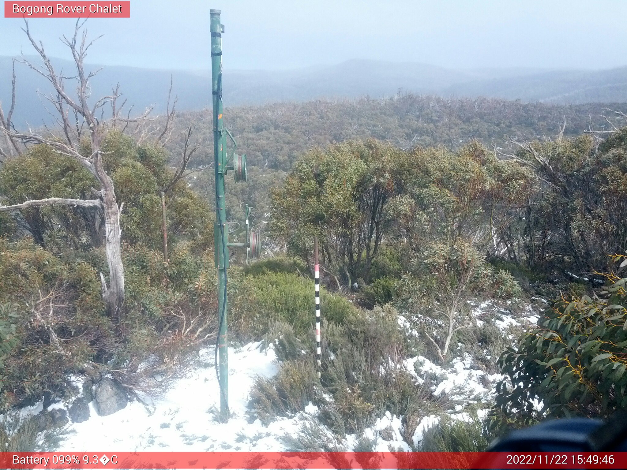 Bogong Web Cam 3:49pm Tuesday 22nd of November 2022