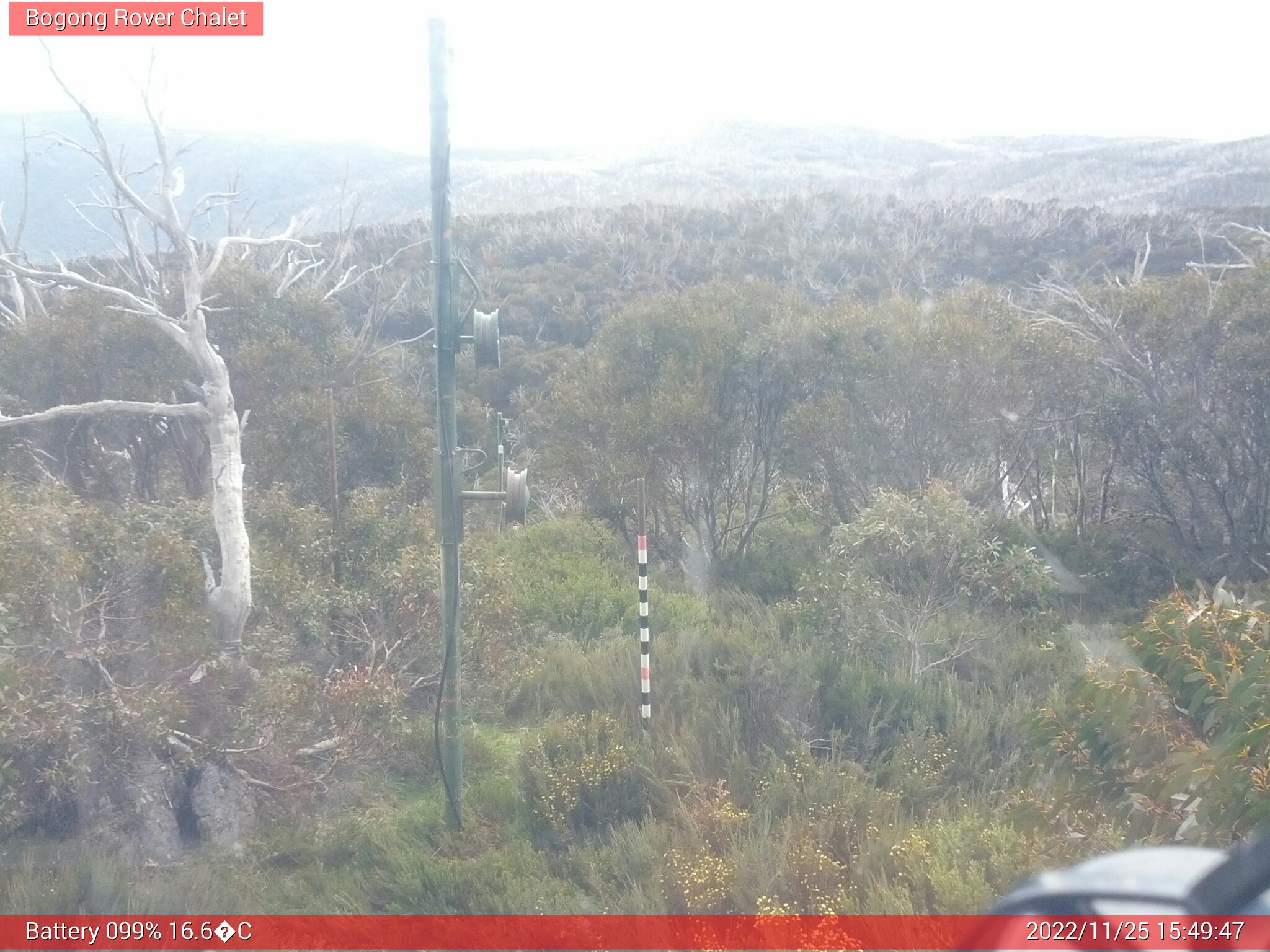 Bogong Web Cam 3:49pm Friday 25th of November 2022