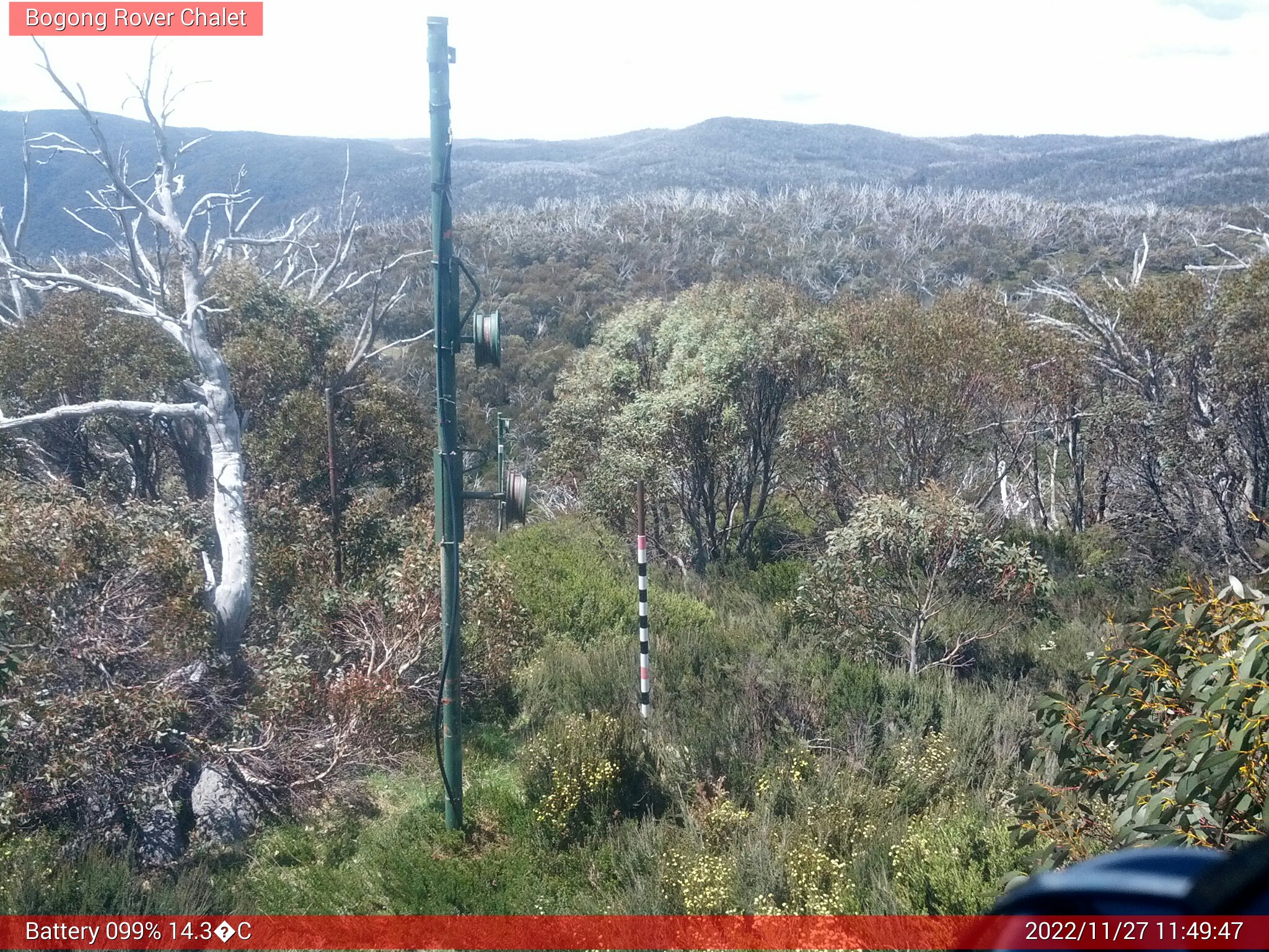 Bogong Web Cam 11:49am Sunday 27th of November 2022