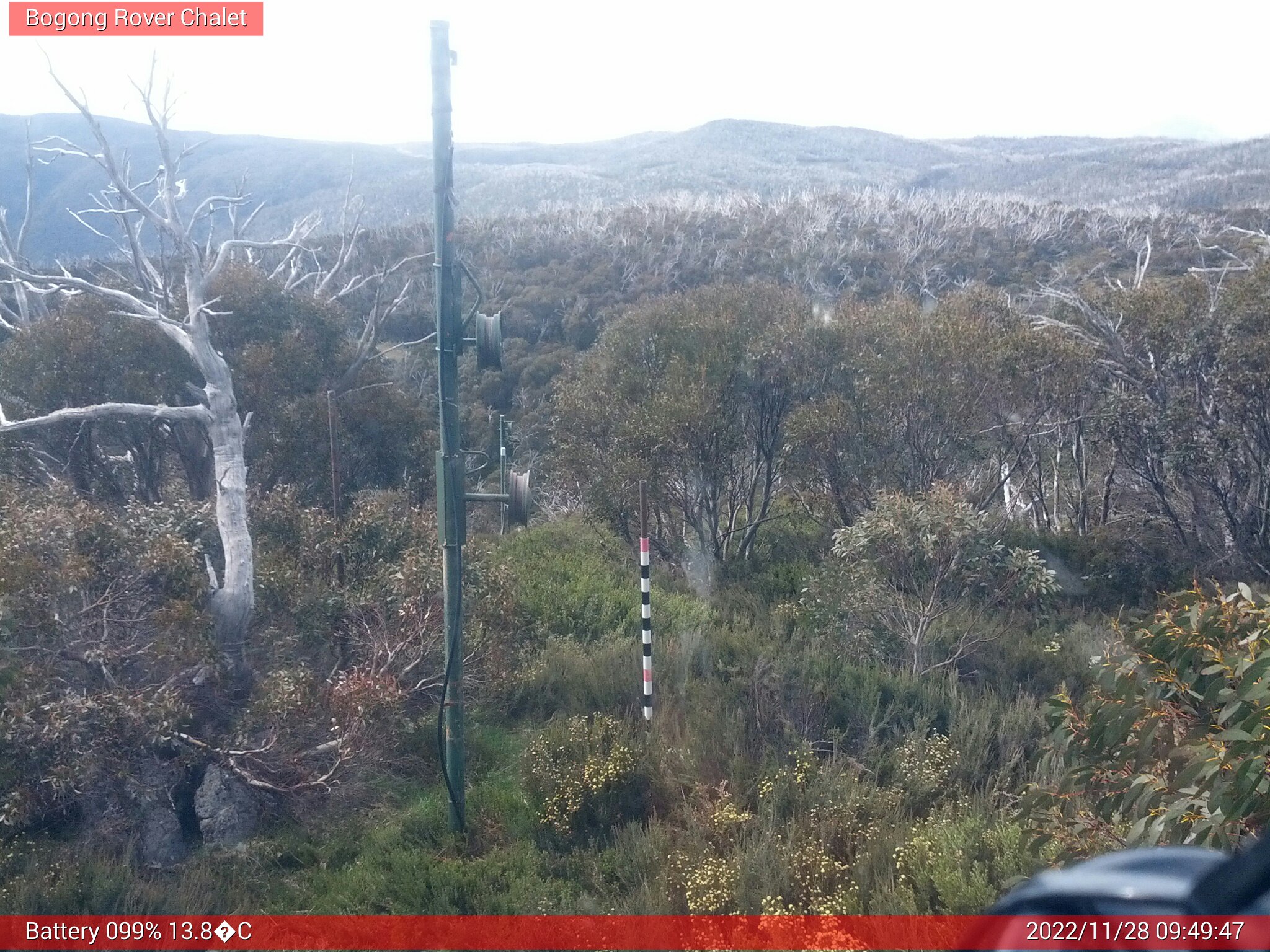 Bogong Web Cam 9:49am Monday 28th of November 2022