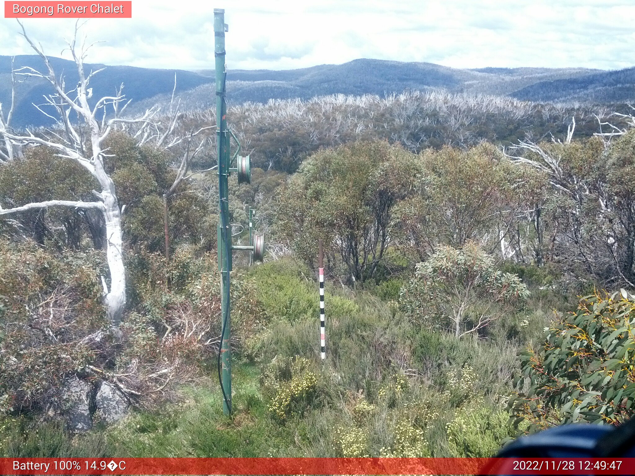 Bogong Web Cam 12:49pm Monday 28th of November 2022