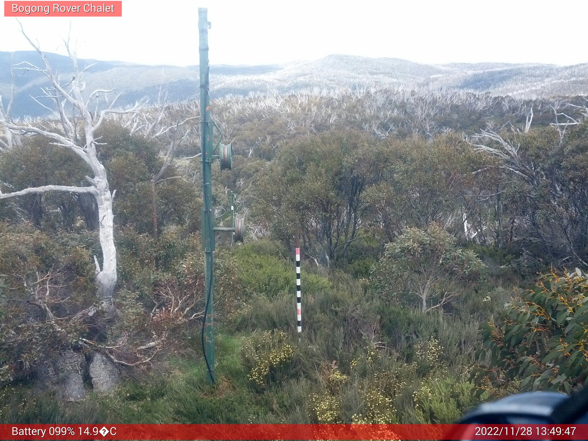 Bogong Web Cam 1:49pm Monday 28th of November 2022