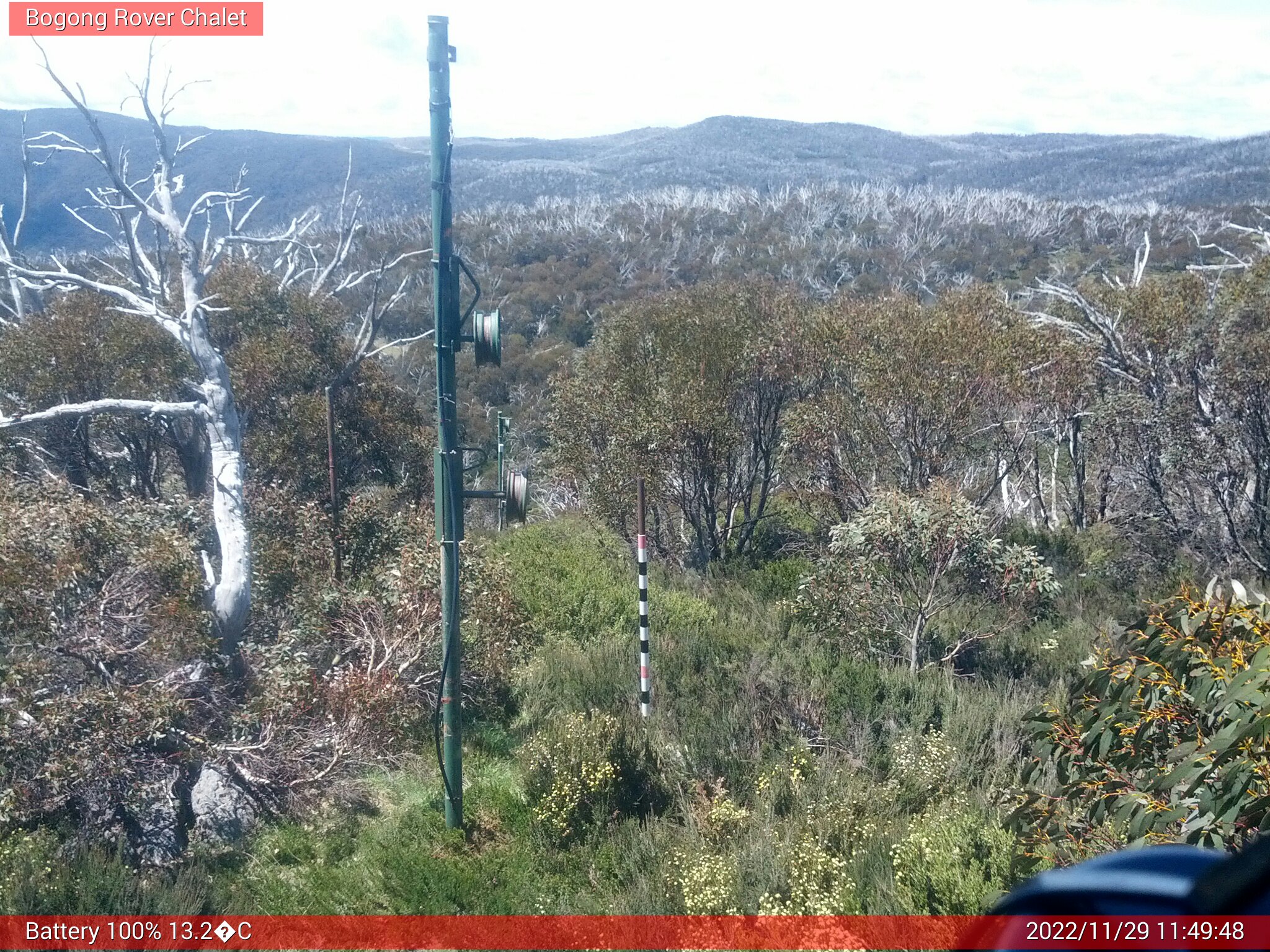 Bogong Web Cam 11:49am Tuesday 29th of November 2022