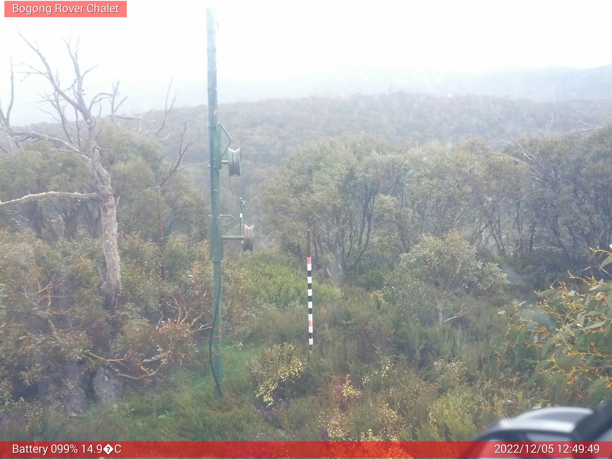 Bogong Web Cam 12:49pm Monday 5th of December 2022