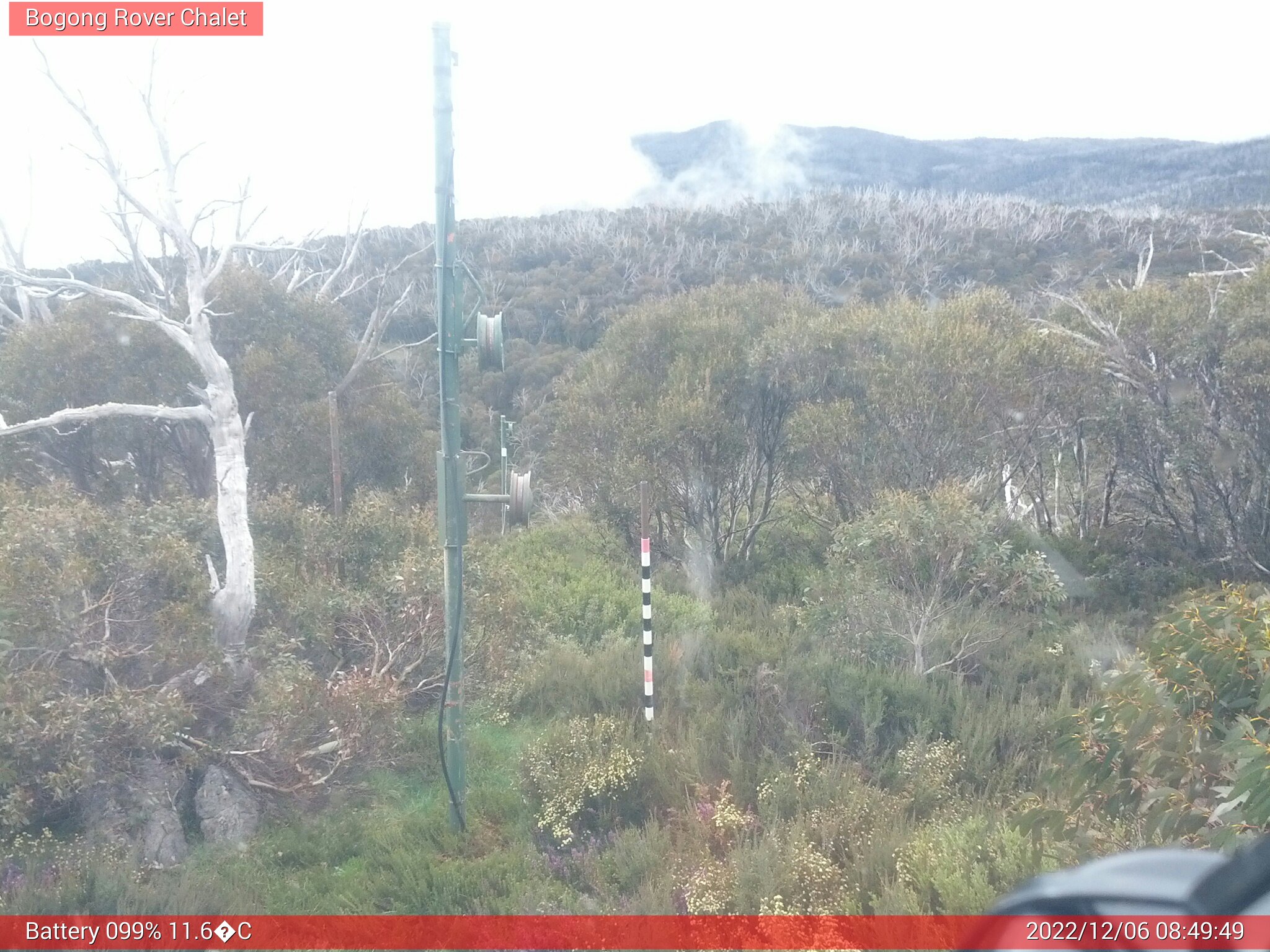 Bogong Web Cam 8:49am Tuesday 6th of December 2022