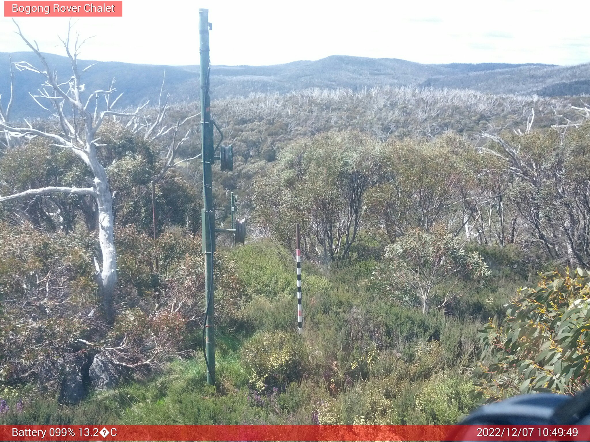 Bogong Web Cam 10:49am Wednesday 7th of December 2022