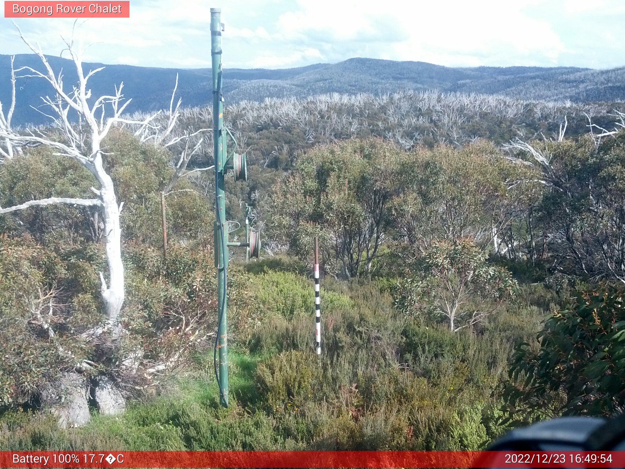 Bogong Web Cam 4:49pm Friday 23rd of December 2022