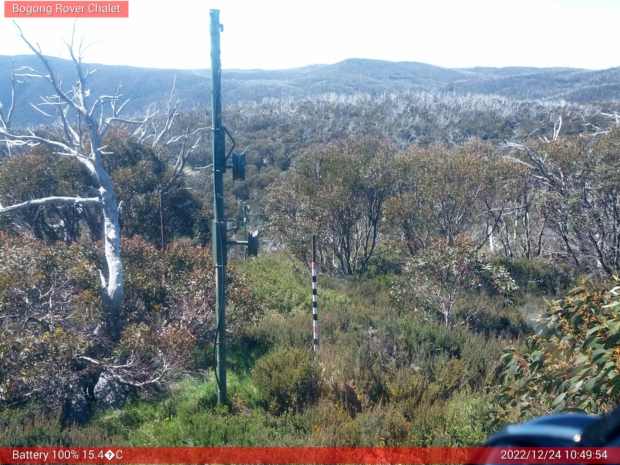 Bogong Web Cam 10:49am Saturday 24th of December 2022