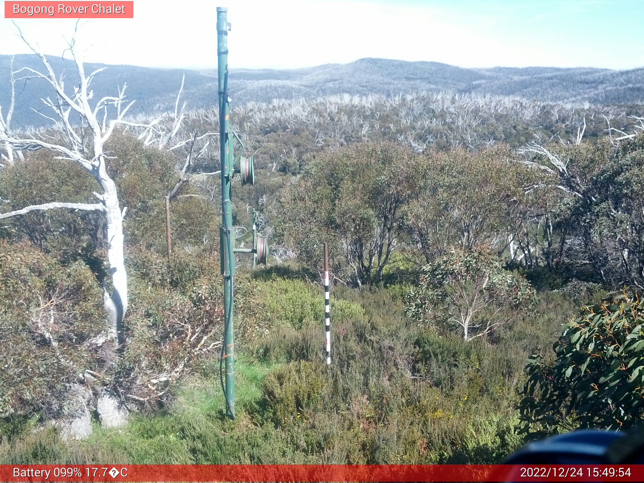 Bogong Web Cam 3:49pm Saturday 24th of December 2022