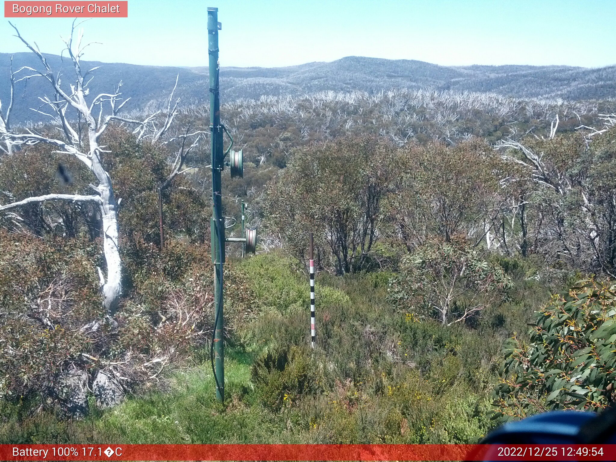 Bogong Web Cam 12:49pm Sunday 25th of December 2022