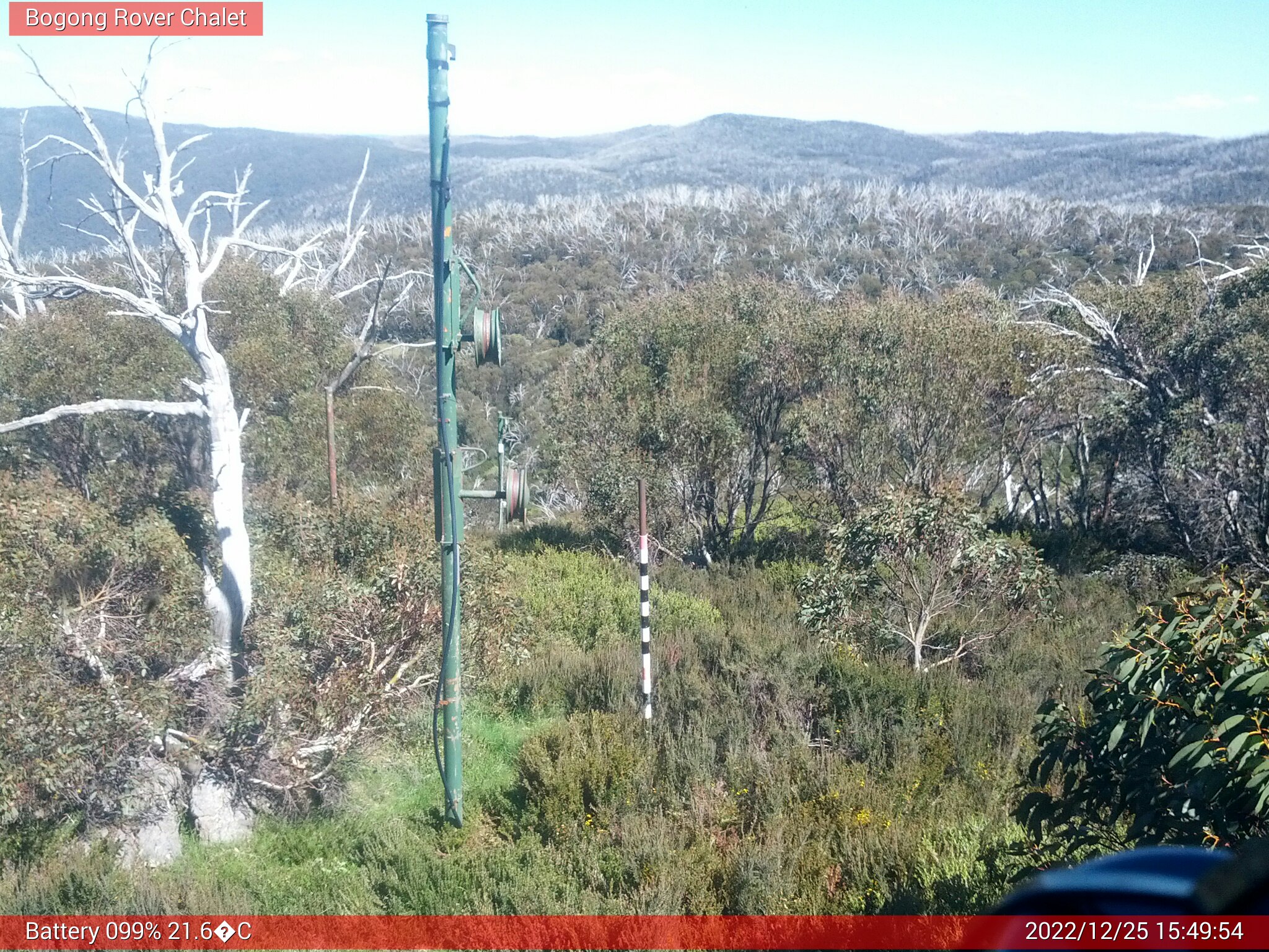 Bogong Web Cam 3:49pm Sunday 25th of December 2022