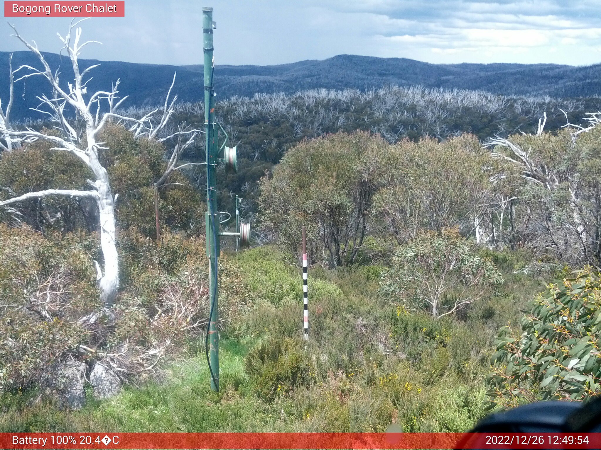 Bogong Web Cam 12:49pm Monday 26th of December 2022