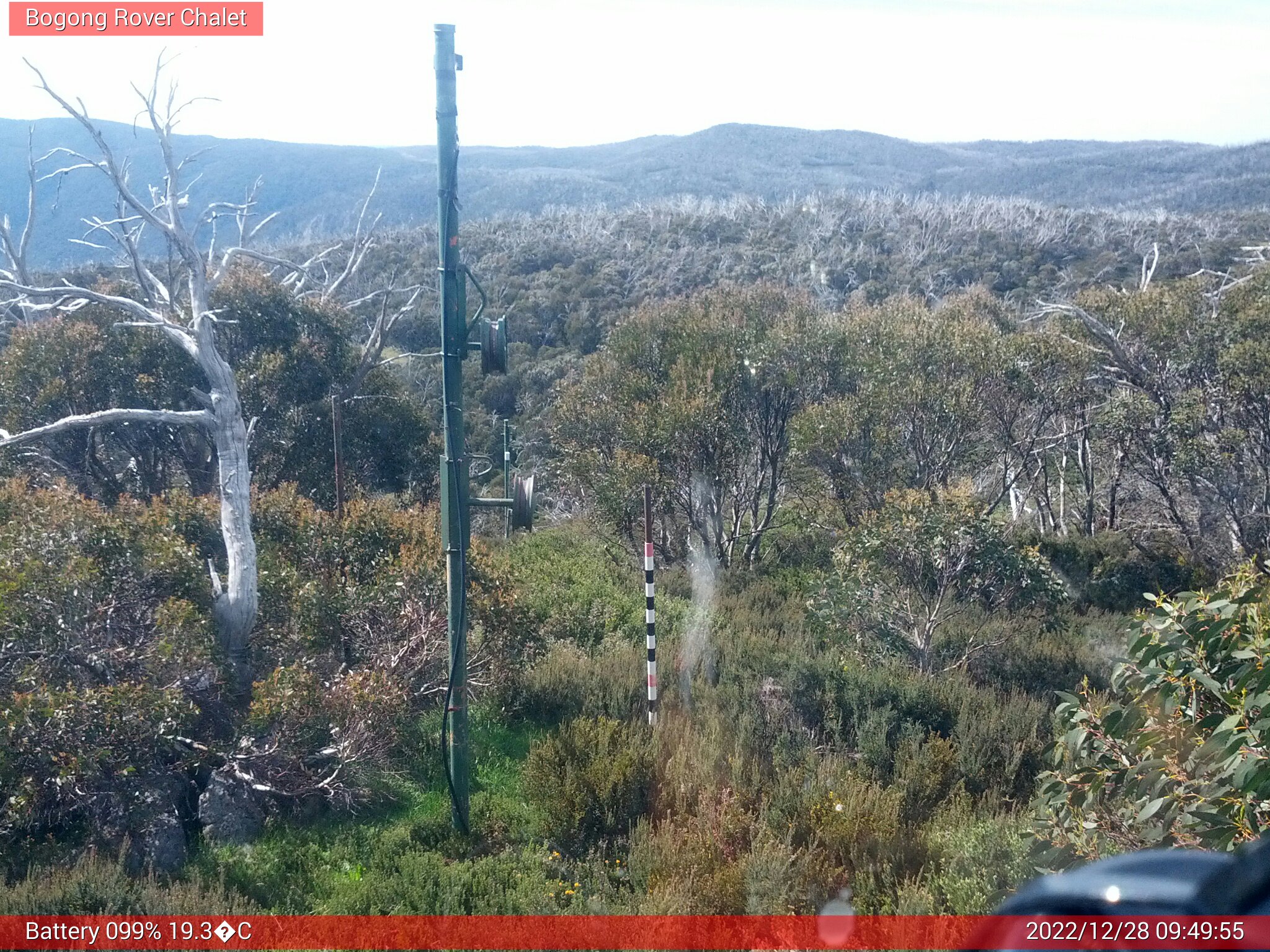 Bogong Web Cam 9:49am Wednesday 28th of December 2022