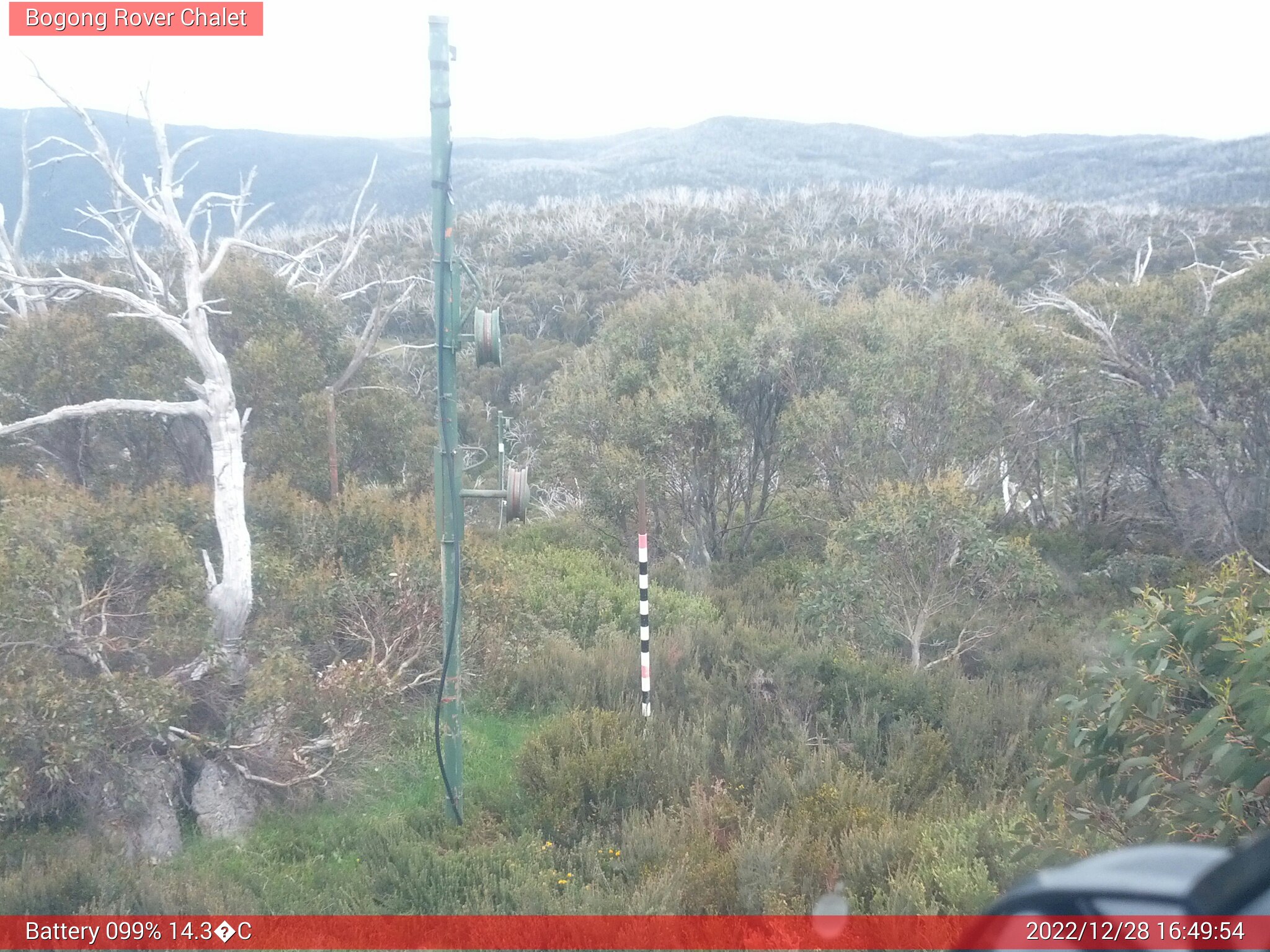 Bogong Web Cam 4:49pm Wednesday 28th of December 2022