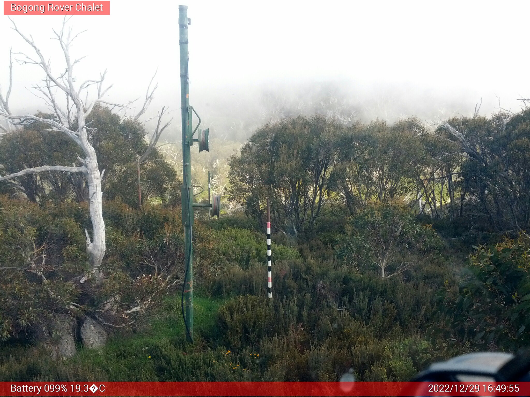 Bogong Web Cam 4:49pm Thursday 29th of December 2022