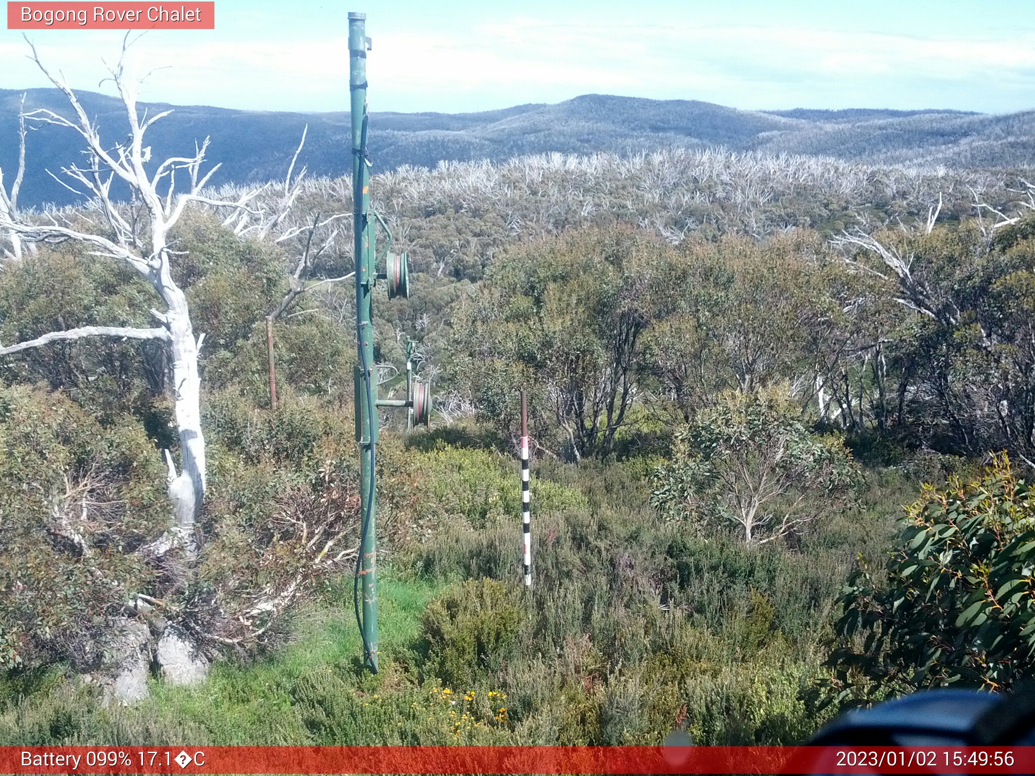 Bogong Web Cam 3:49pm Monday 2nd of January 2023