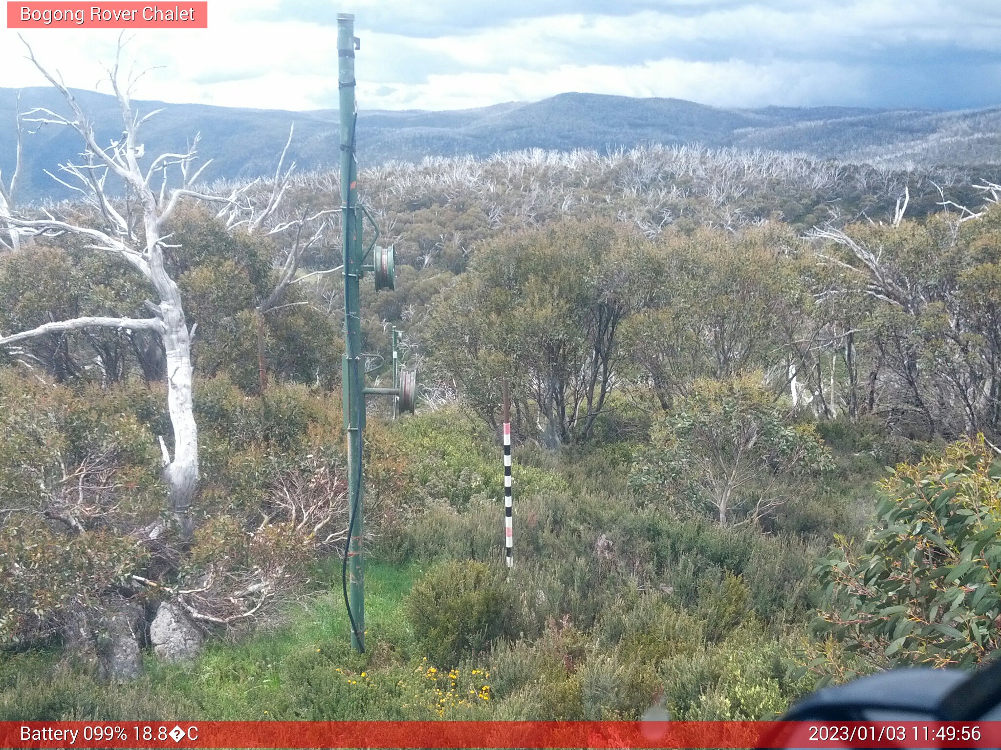 Bogong Web Cam 11:49am Tuesday 3rd of January 2023