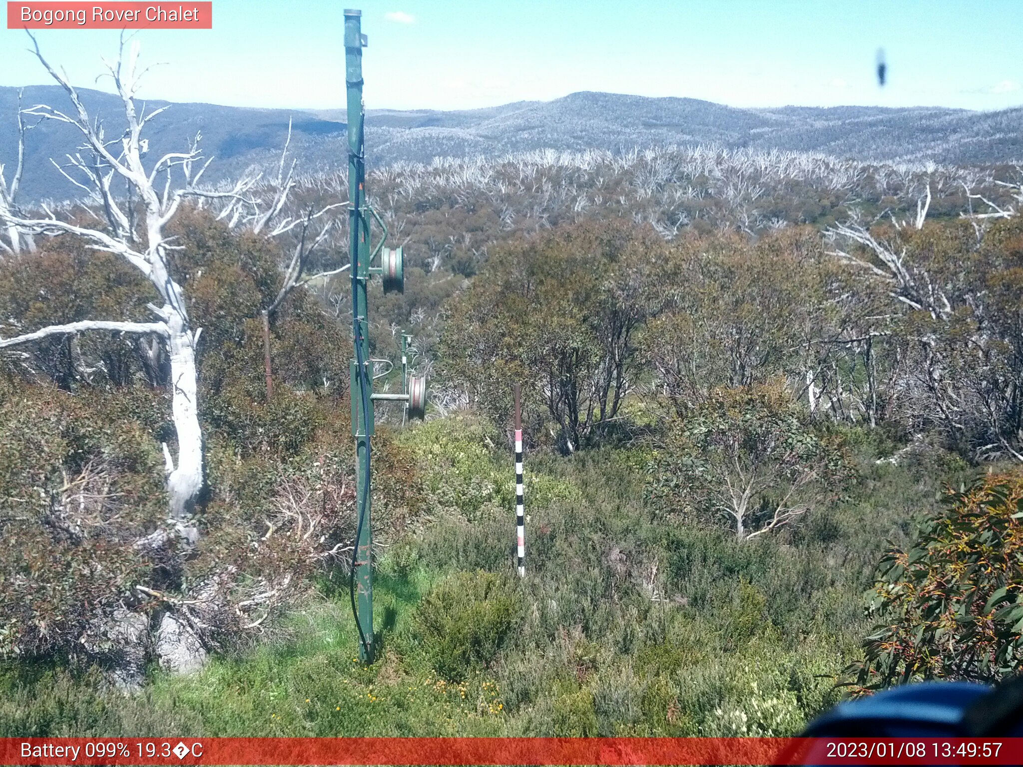 Bogong Web Cam 1:49pm Sunday 8th of January 2023